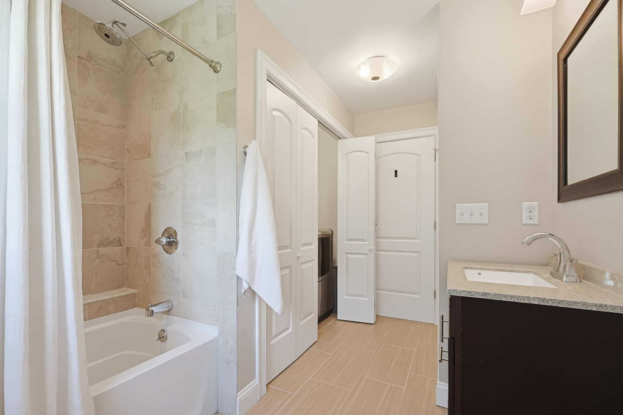 Single Family Residence at 22 Willowbe Ct, North Attleboro MA 02760, North Attleboro, photo 28 of 42