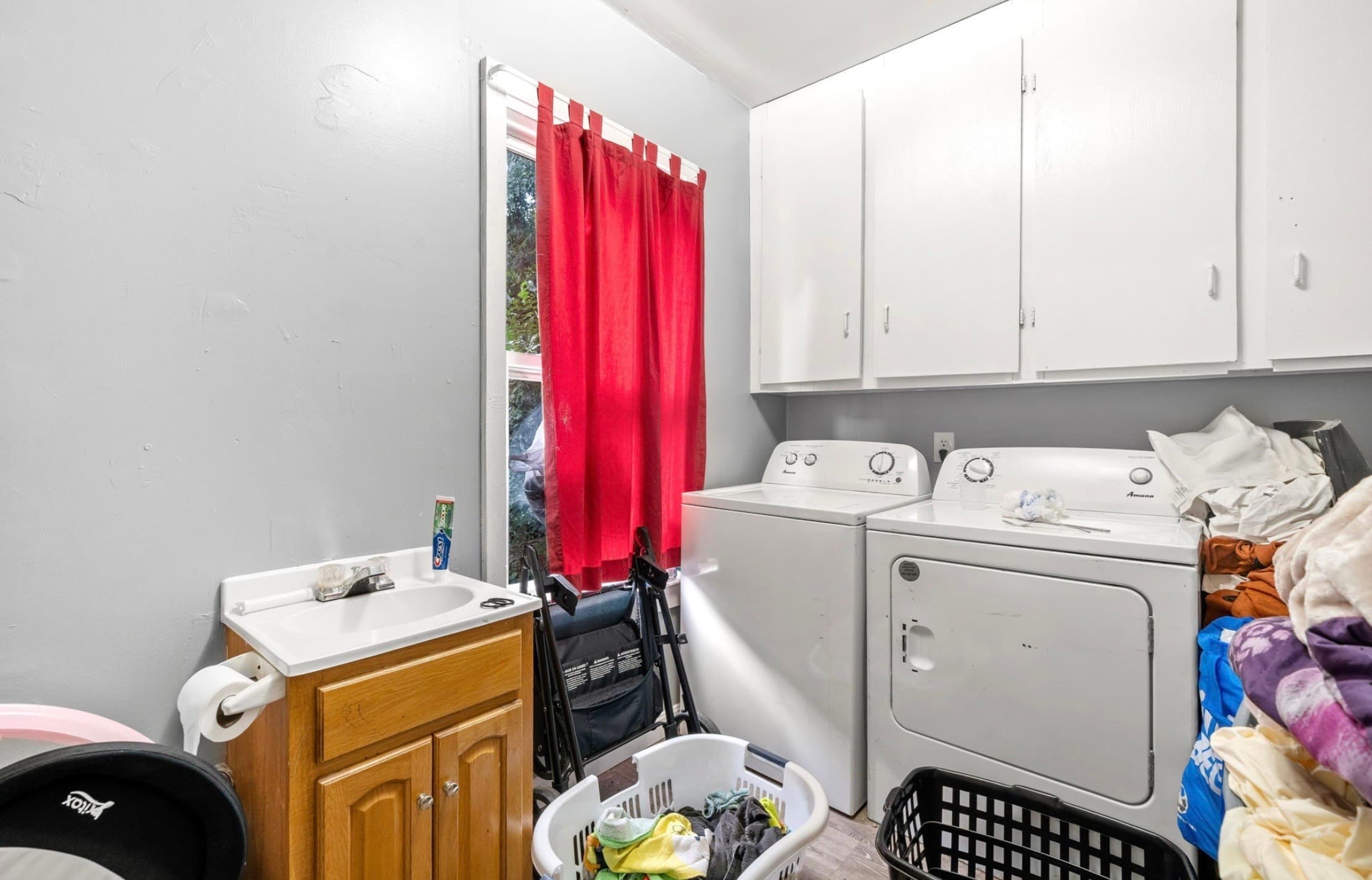 4 Family - 4 Units Up/Down at 27 Henry, Southbridge MA 01550, Southbridge, photo 8 of 21