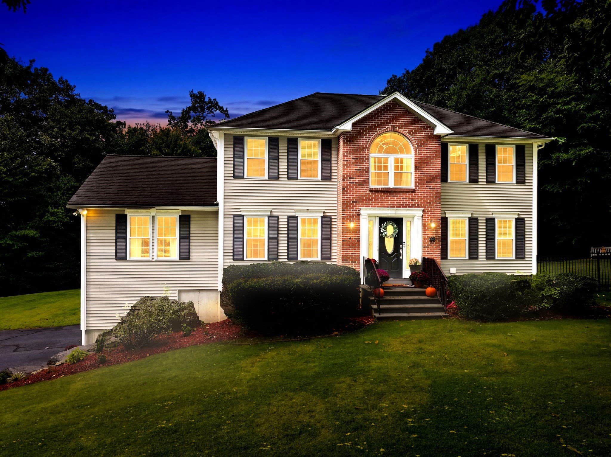 16 Jaimie Ann Dr, Rutland MA 01543