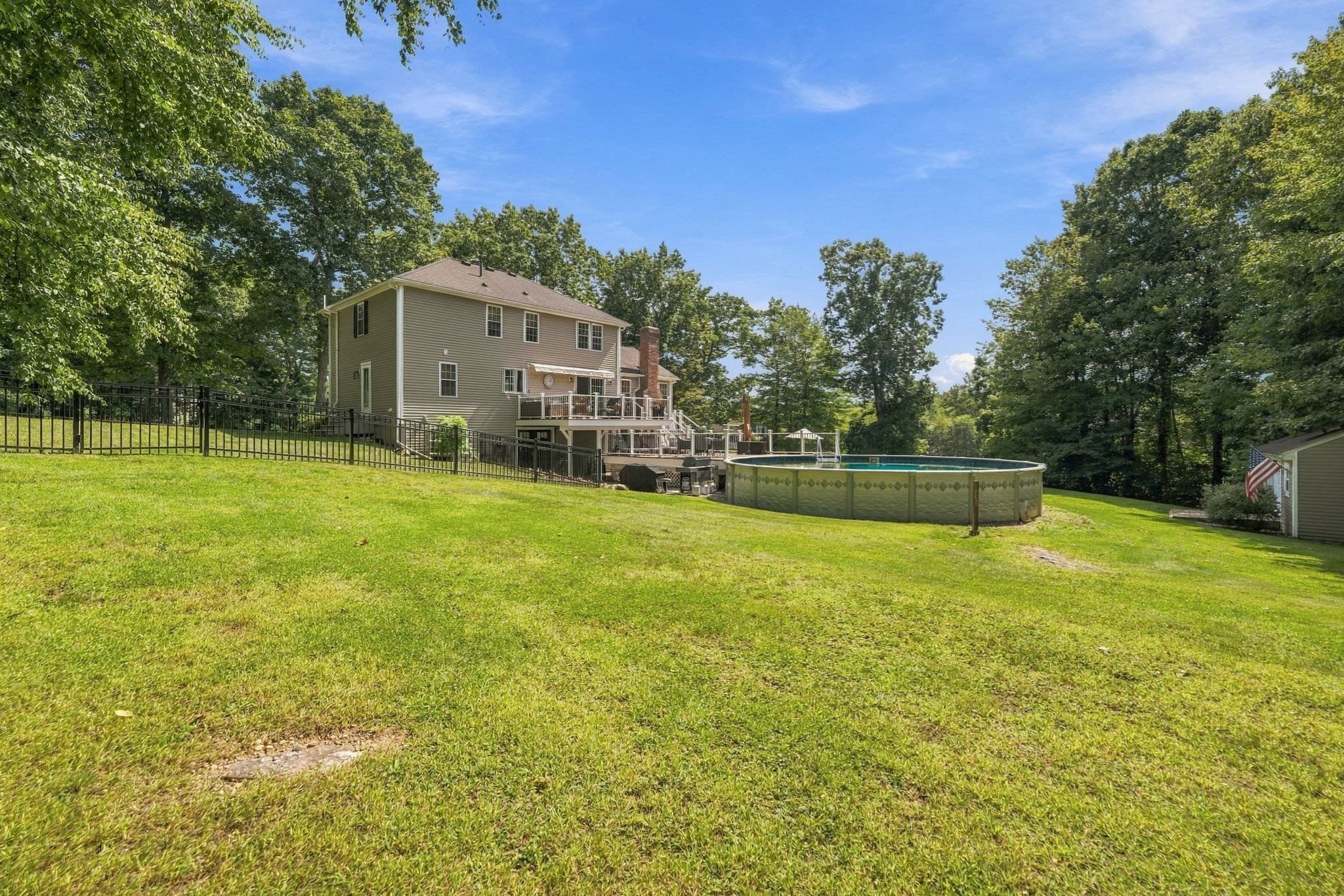 Single Family Residence at 16 Jaimie Ann Dr, Rutland MA 01543, Rutland, photo 39 of 42