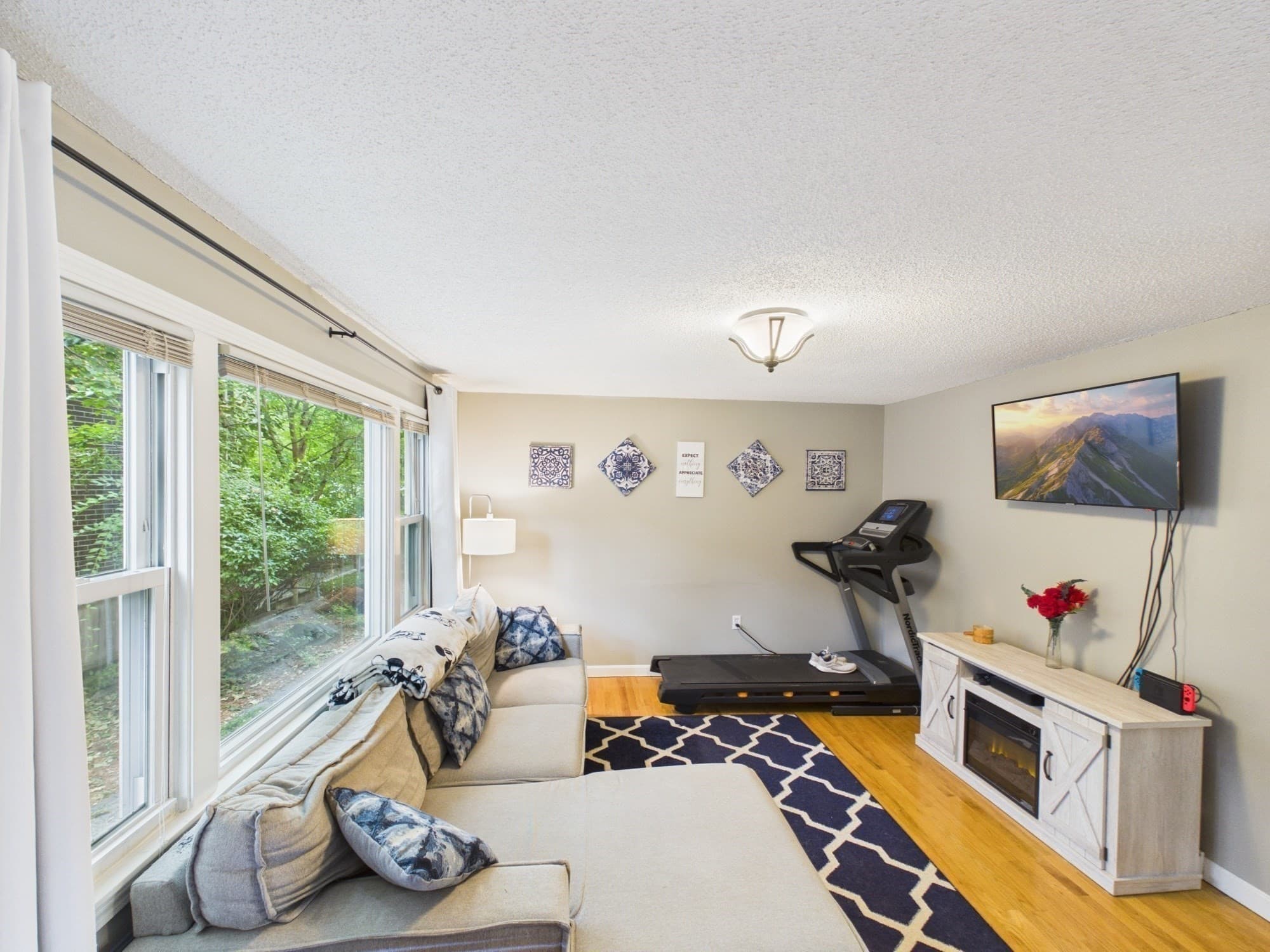 Condominium at 126 Willard Street # I, Lowell MA 01850, Lowell, photo 5 of 39