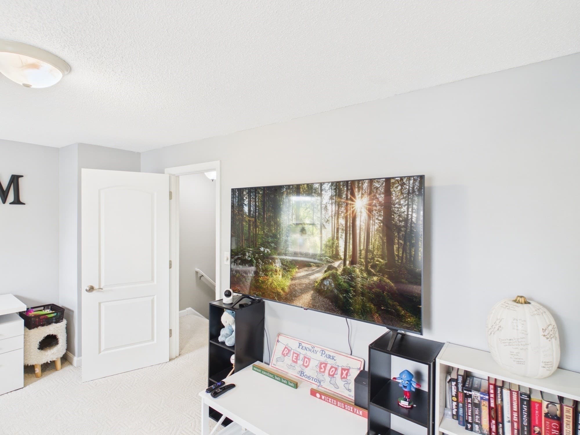 Condominium at 126 Willard Street # I, Lowell MA 01850, Lowell, photo 24 of 39