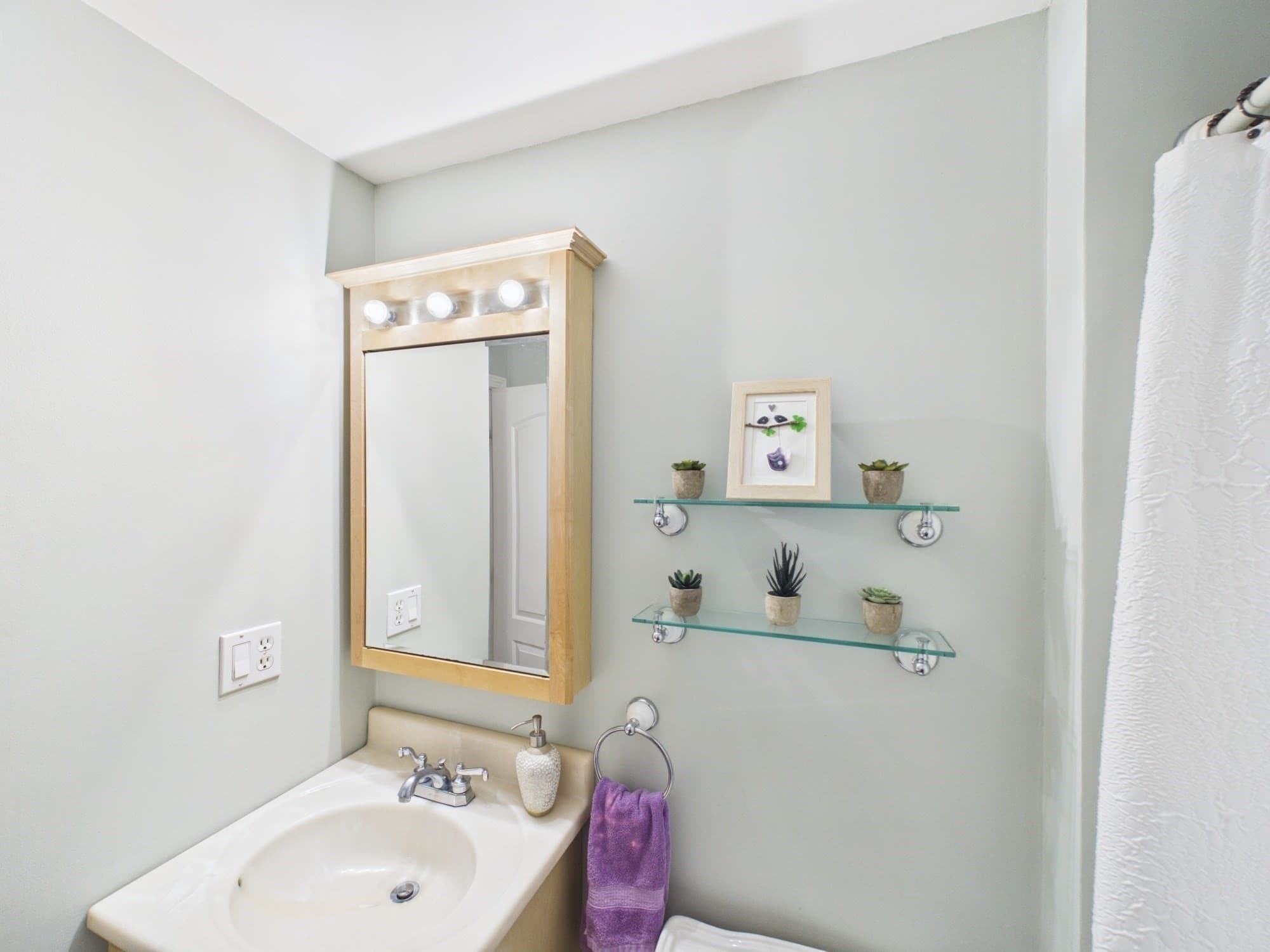 Condominium at 126 Willard Street # I, Lowell MA 01850, Lowell, photo 25 of 39