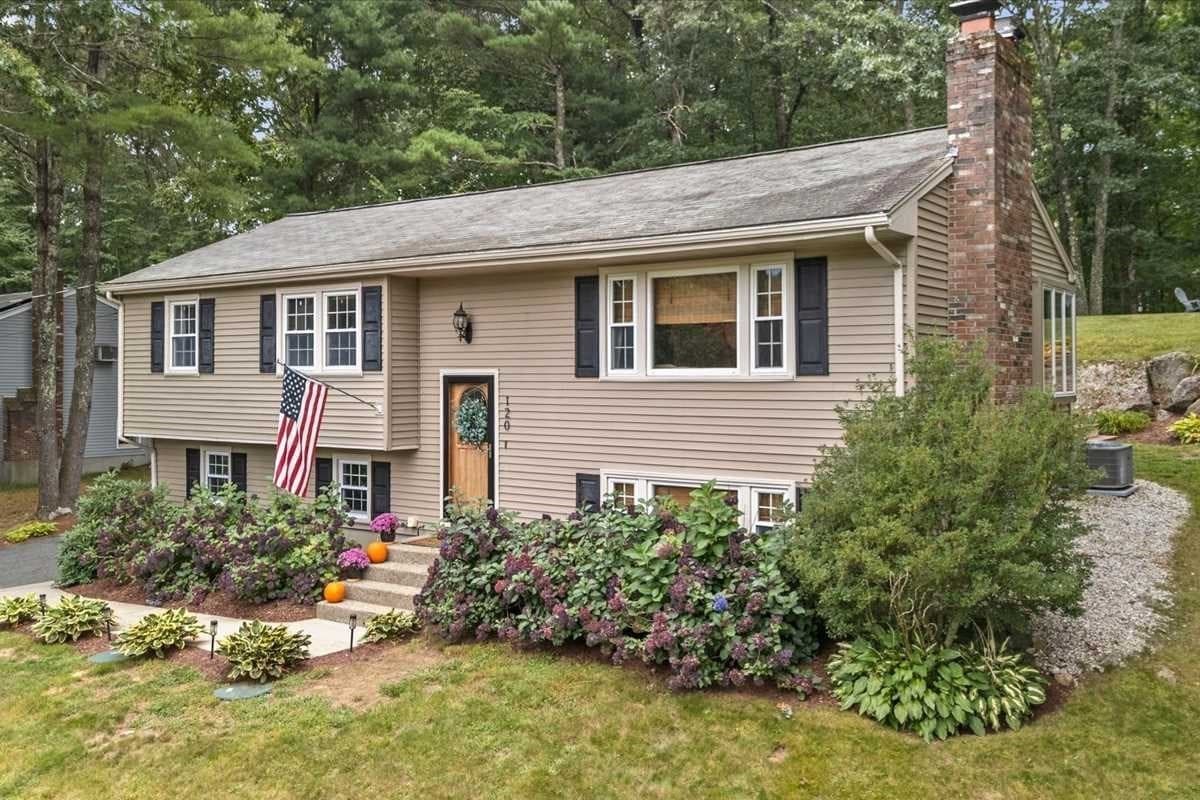 Single Family Residence at 120 Ivy Lane, Northbridge MA 01588, Northbridge, photo 2 of 41
