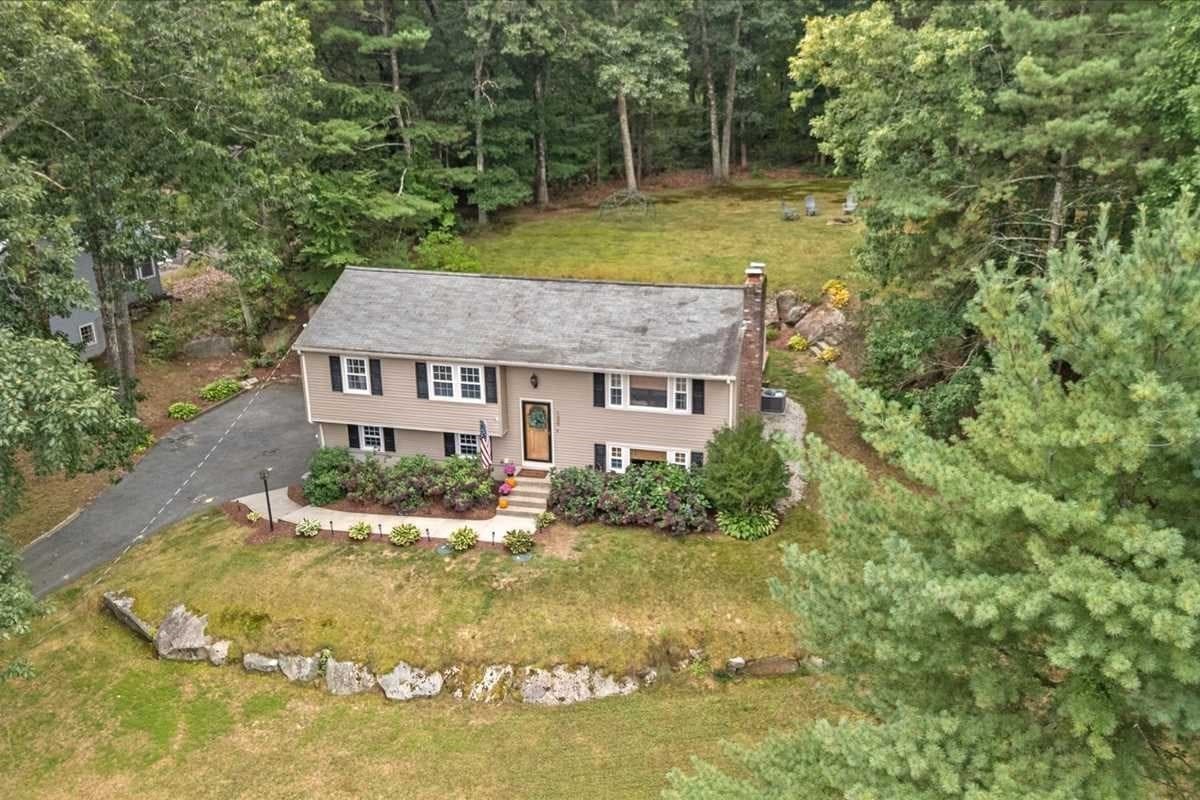Single Family Residence at 120 Ivy Lane, Northbridge MA 01588, Northbridge, photo 7 of 41