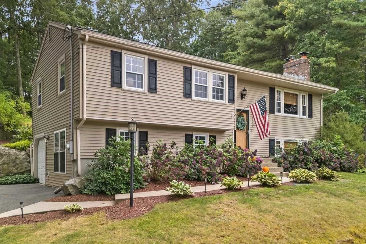 Single Family Residence at 120 Ivy Lane, Northbridge MA 01588, Northbridge, photo 3 of 41
