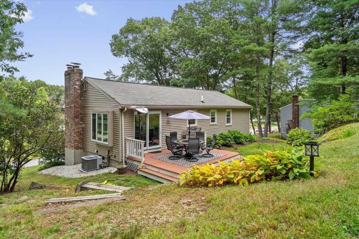 Single Family Residence at 120 Ivy Lane, Northbridge MA 01588, Northbridge, photo 5 of 41