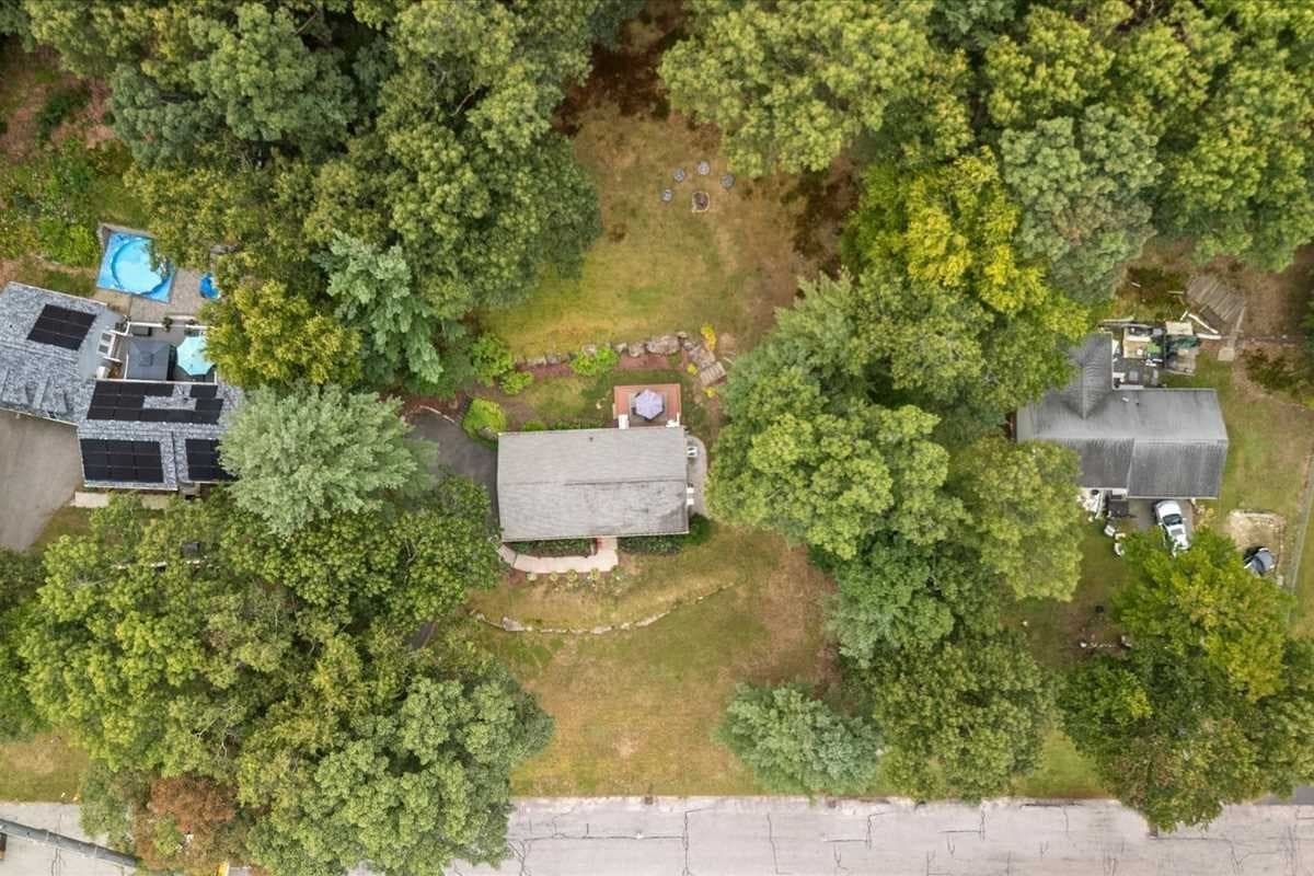 Single Family Residence at 120 Ivy Lane, Northbridge MA 01588, Northbridge, photo 10 of 41
