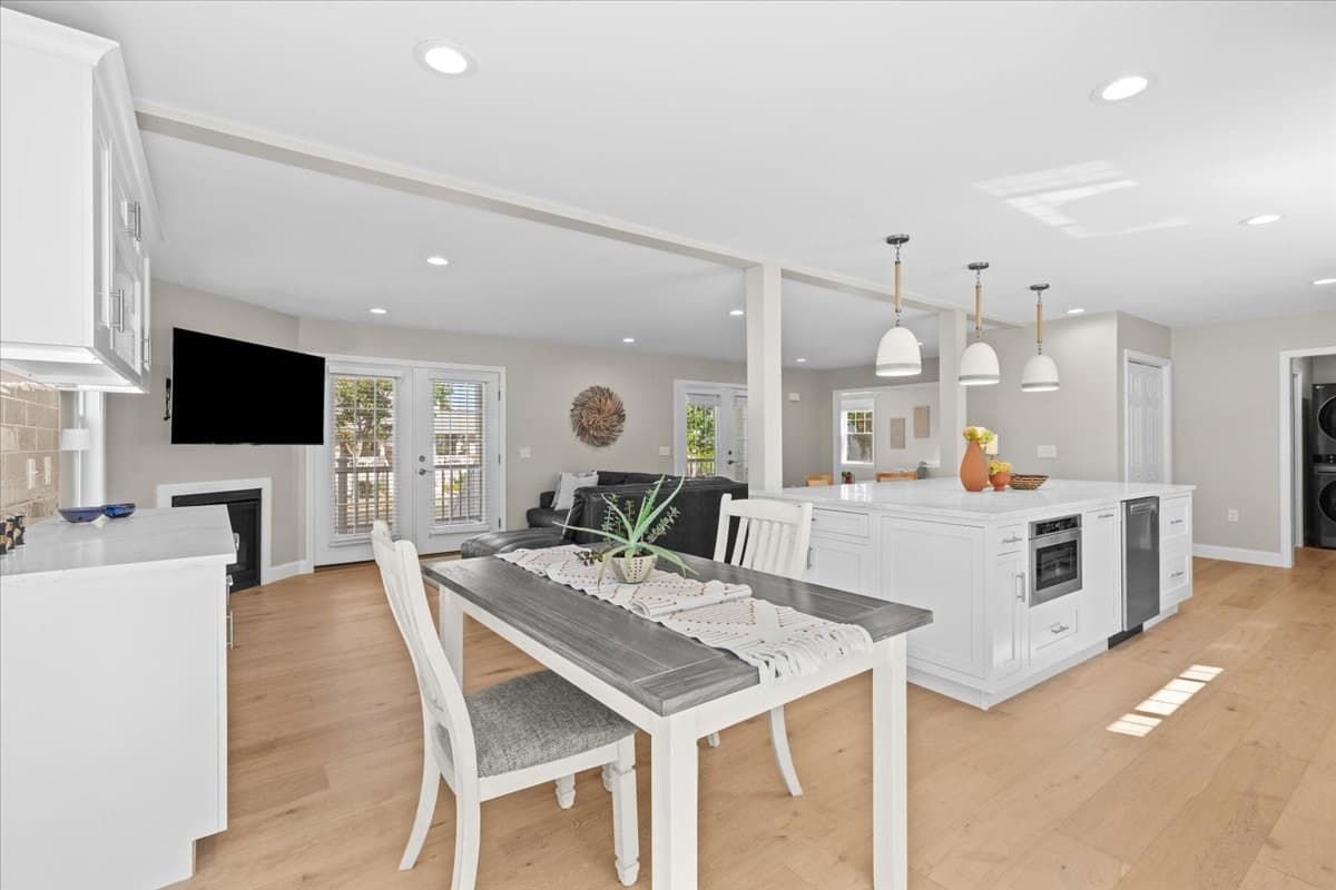 Single Family Residence at 163 Samoset Avenue, Hull MA 02045, Hull, photo 6 of 40