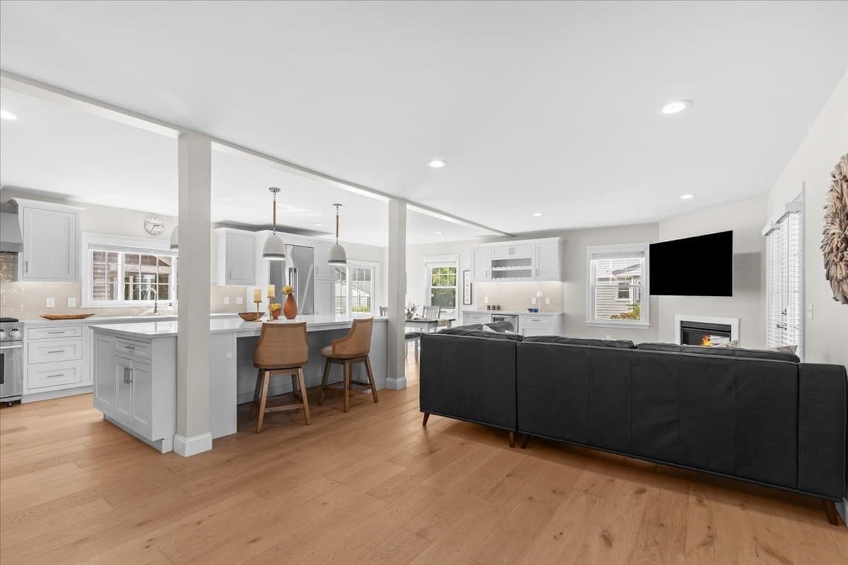 Single Family Residence at 163 Samoset Avenue, Hull MA 02045, Hull, photo 4 of 40