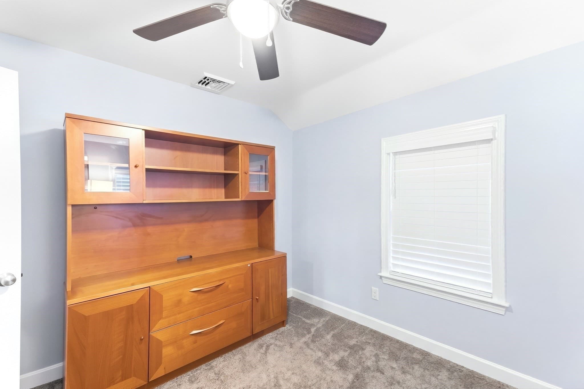 Single Family Residence at 17 Bicknell Road, Weymouth MA 02191, Weymouth, photo 18 of 40