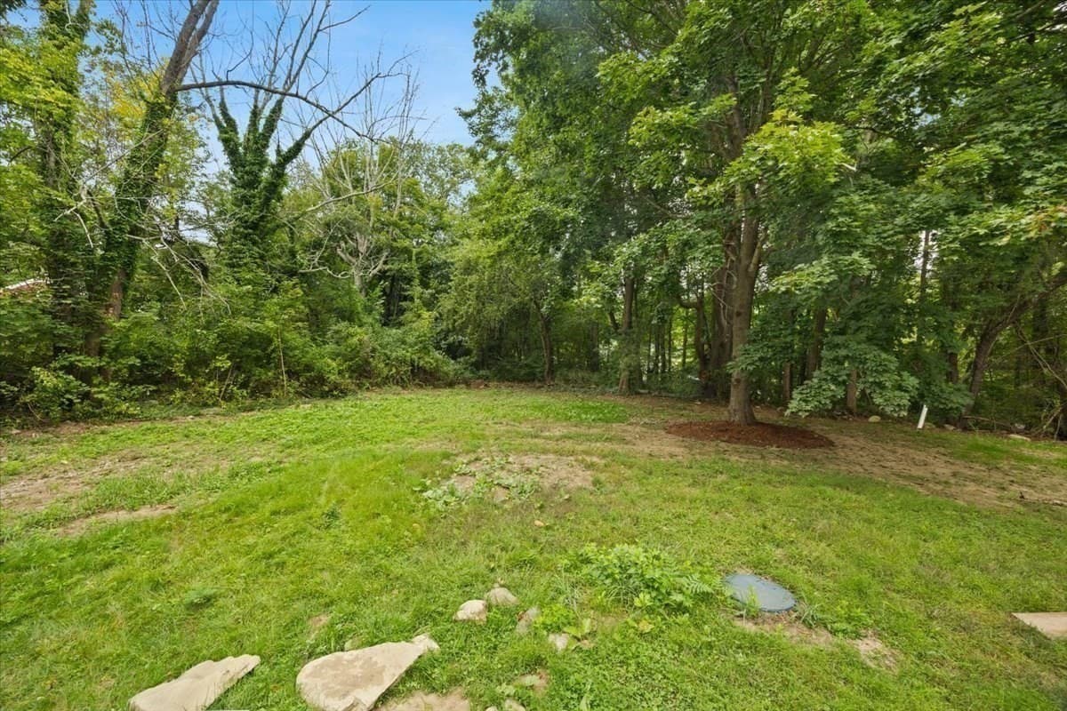 Single Family Residence at 1088 Middleboro Ave, Taunton MA 02718, Taunton, photo 38 of 41