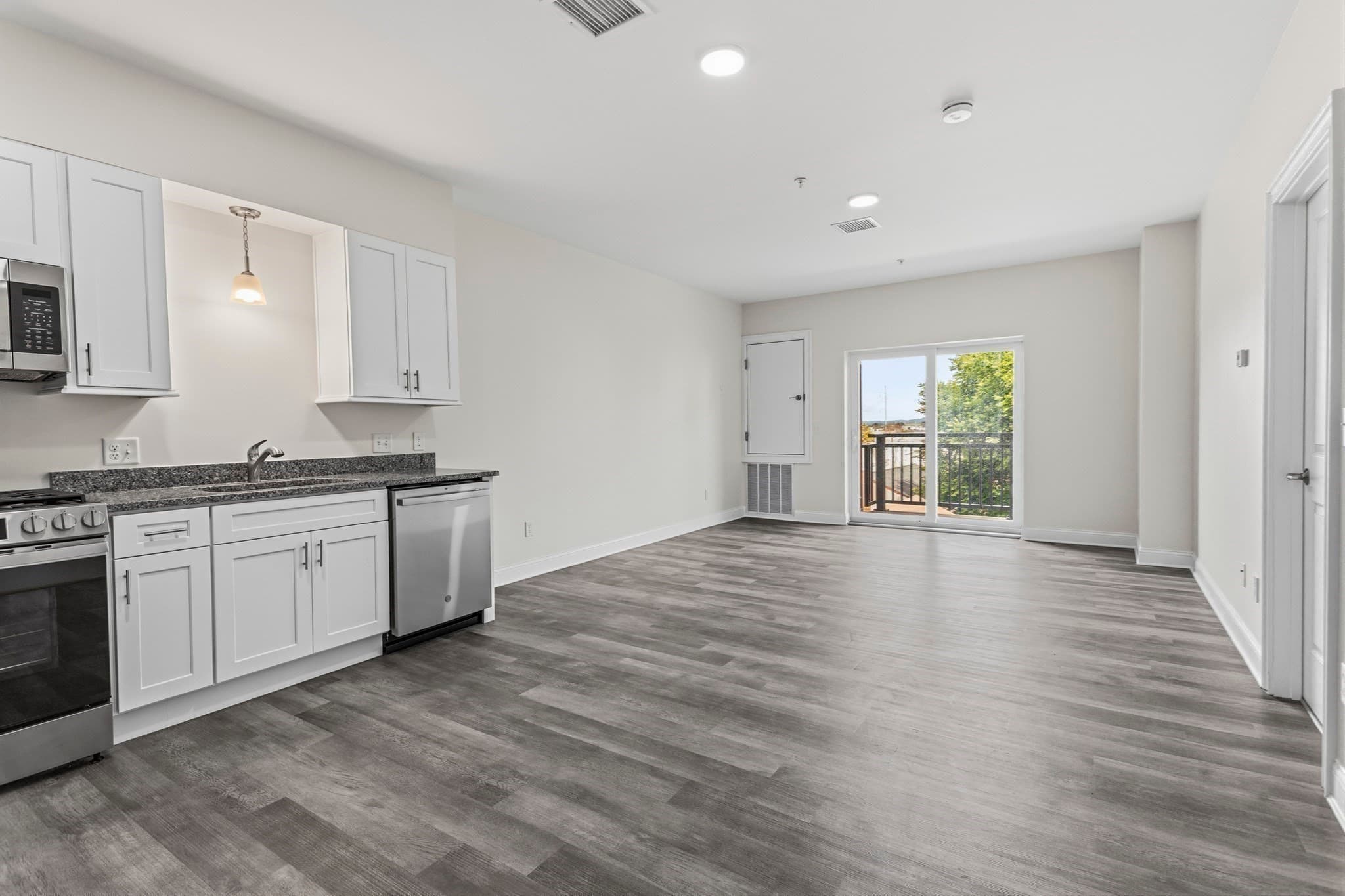 Condominium at 10 Franklin St # 203, Revere MA 02151, Revere, photo 2 of 12