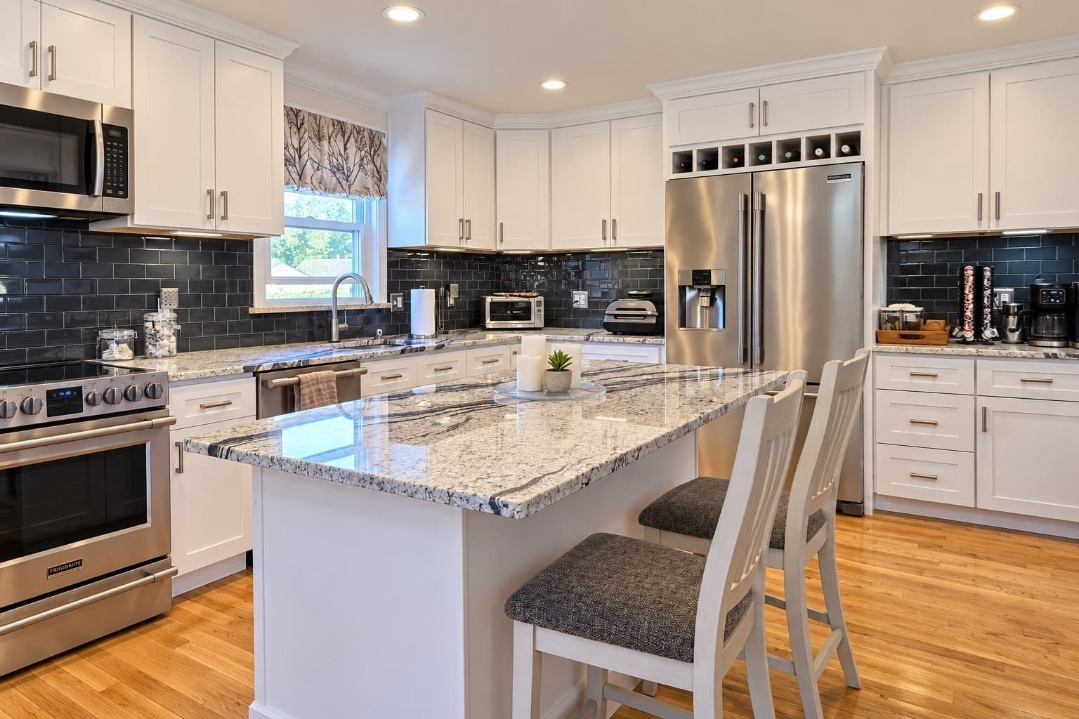 Single Family Residence at 11 University Lane, Methuen MA 01844, Methuen, photo 3 of 35
