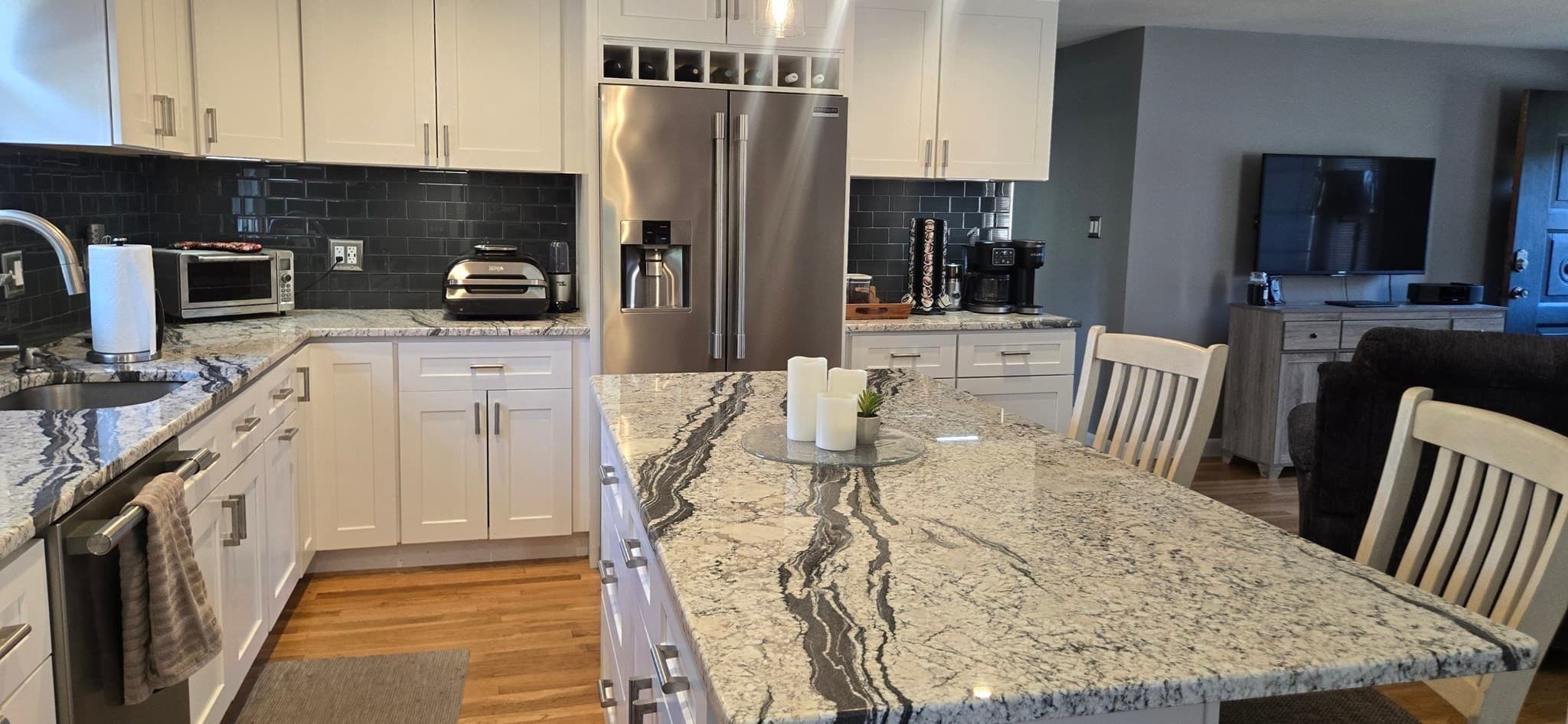 Single Family Residence at 11 University Lane, Methuen MA 01844, Methuen, photo 5 of 35