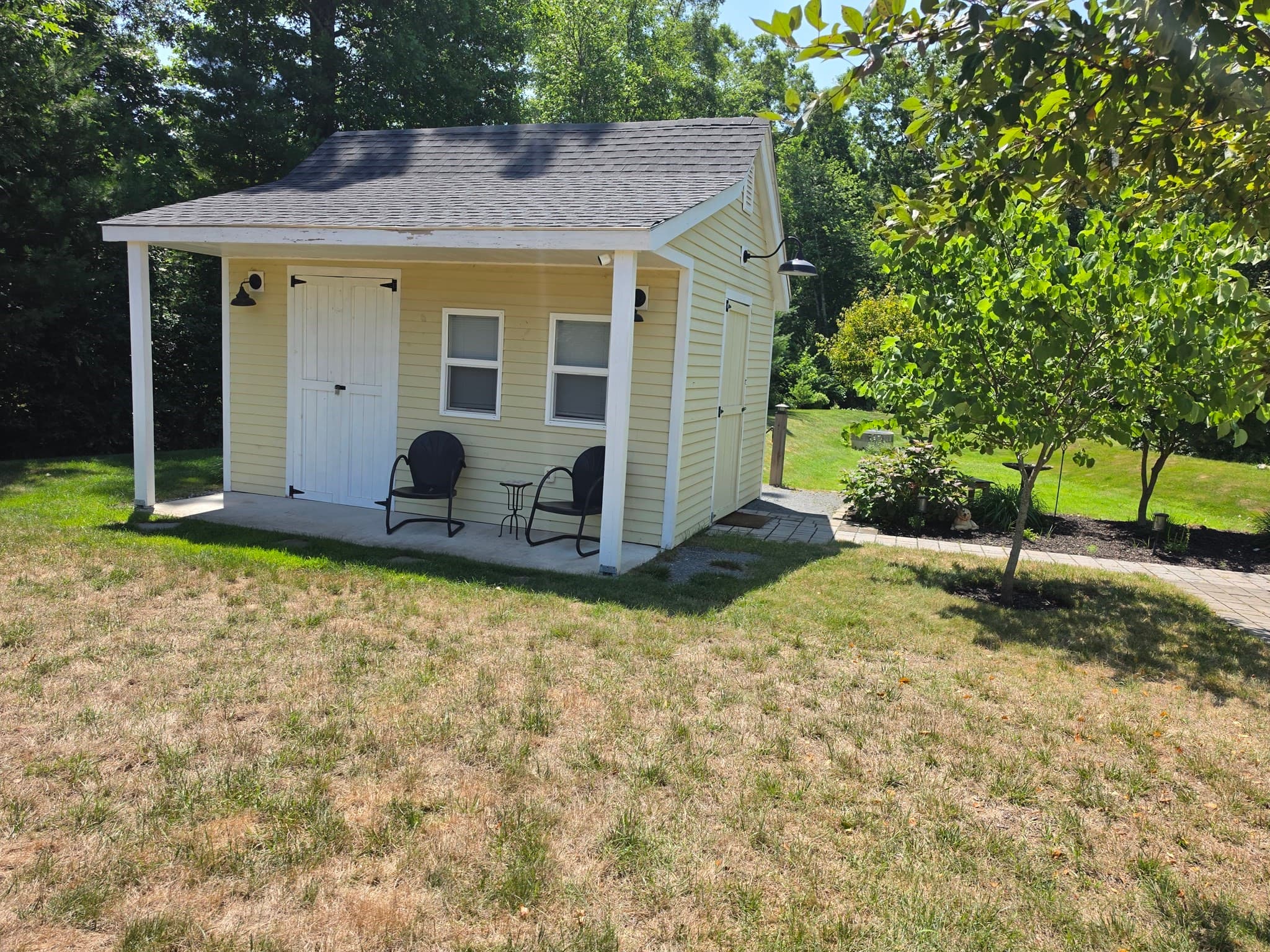 Single Family Residence at 33 Ledgewood Cir, Attleboro MA 02703, Attleboro, photo 20 of 26