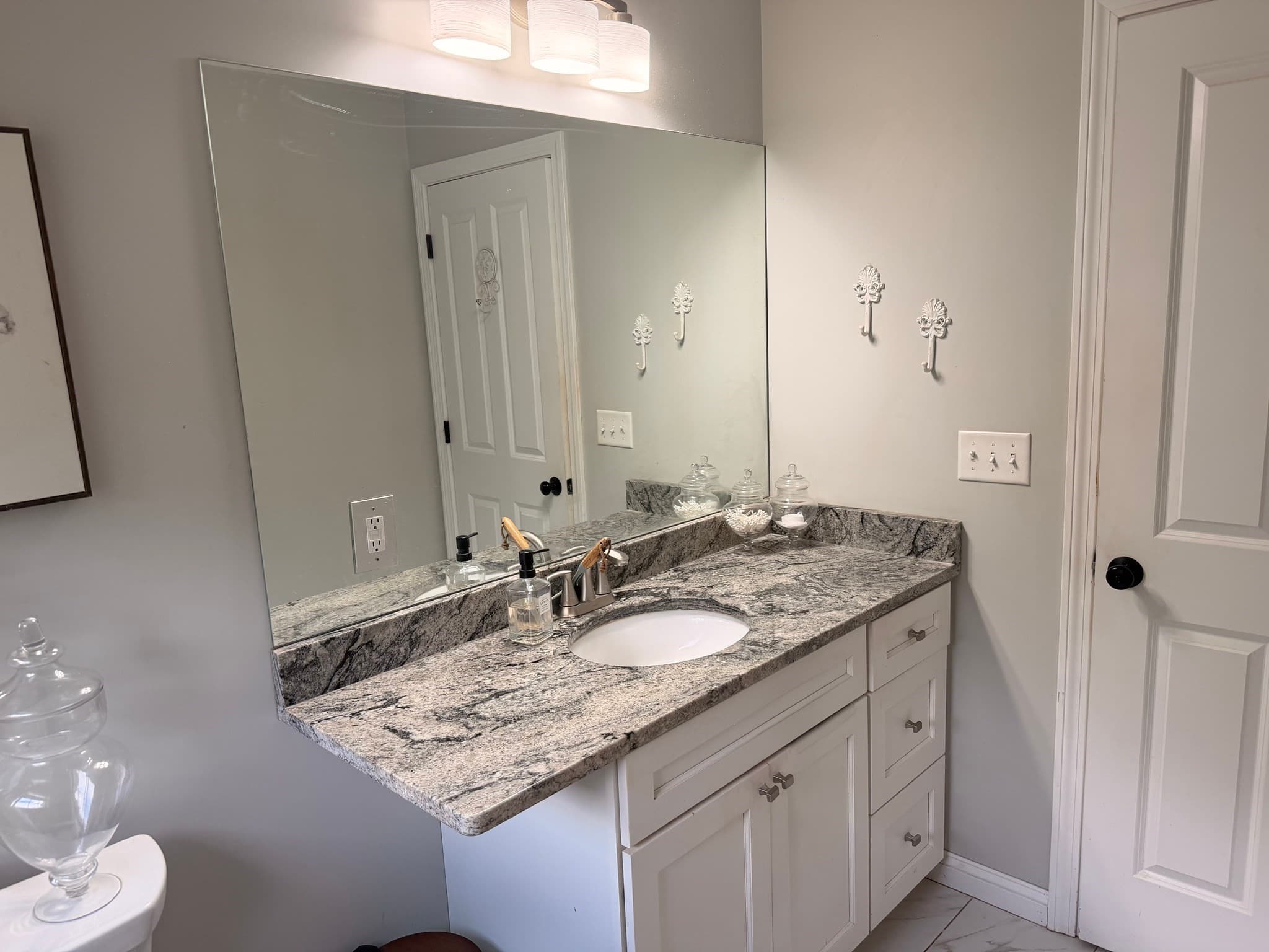 Single Family Residence at 33 Ledgewood Cir, Attleboro MA 02703, Attleboro, photo 10 of 26
