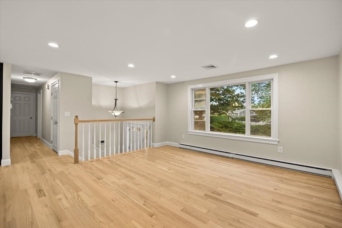 Single Family Residence at 7 Barbara Road, Taunton MA 02780, Taunton, photo 11 of 42