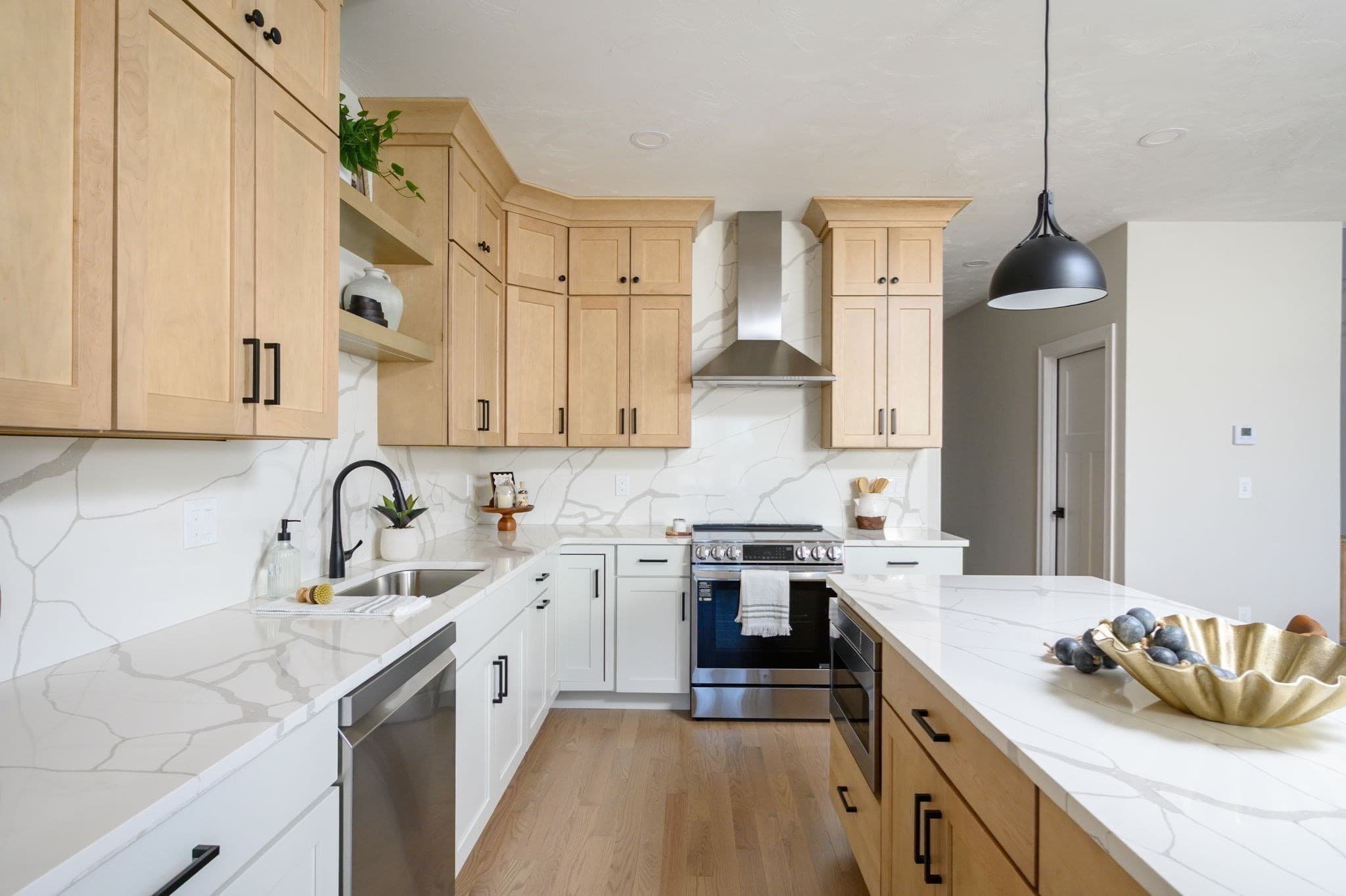 Condominium at 76 Metacomet Road # 76, West Bridgewater MA 02379, West Bridgewater, photo 14 of 40