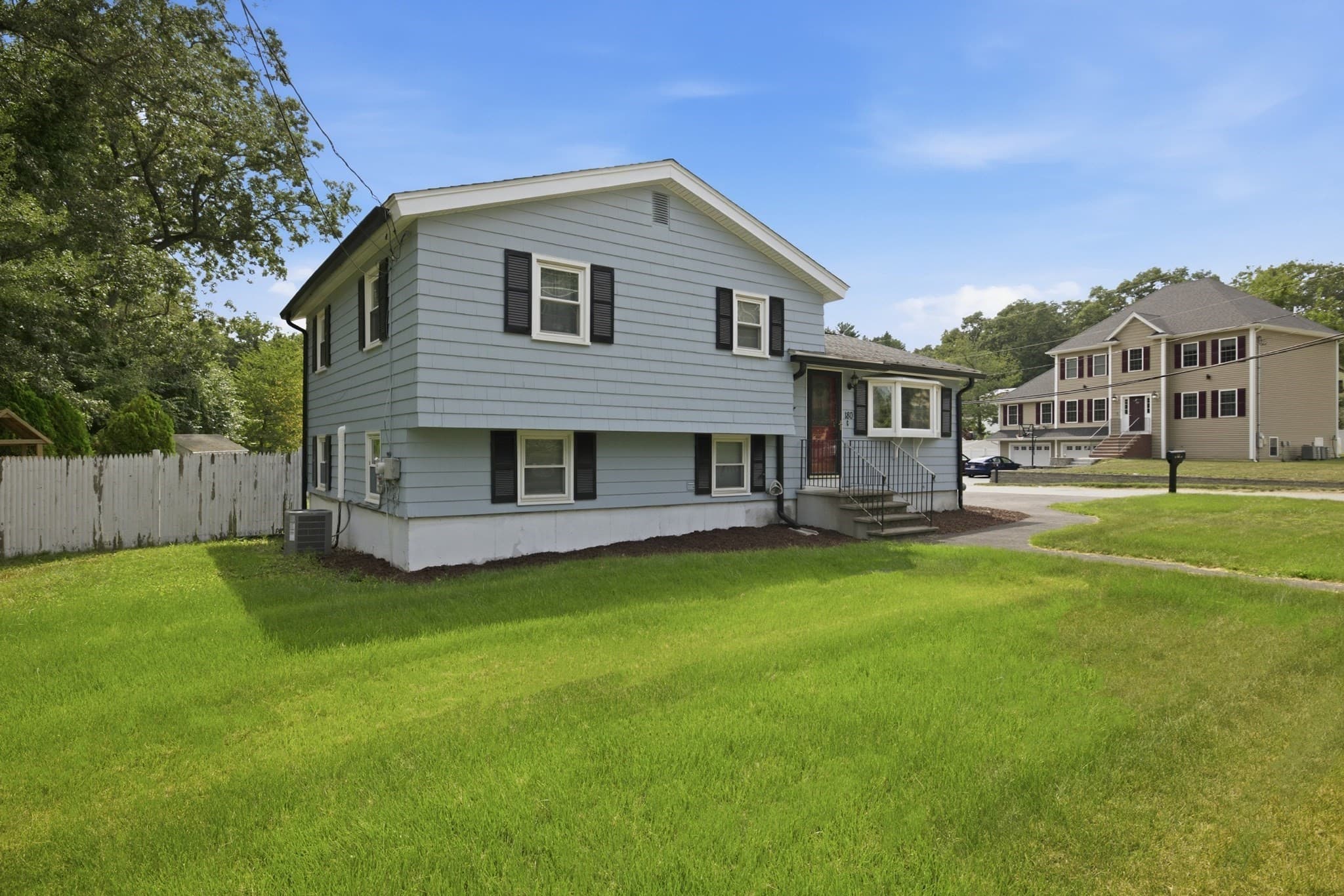 Single Family Residence at 180 River St, Billerica MA 01821, Billerica, photo 2 of 22