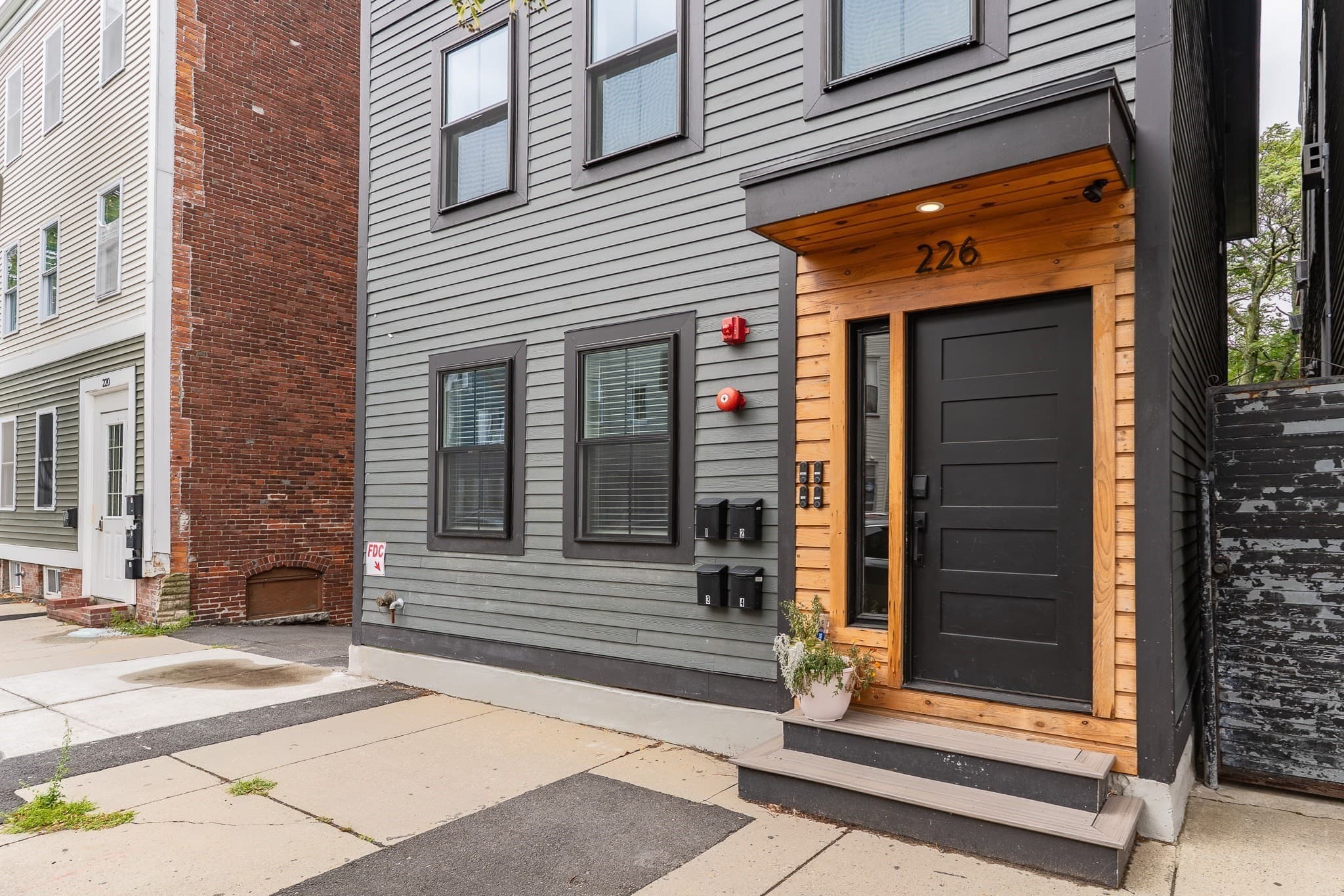 Condominium at 226 Havre St # 1, Boston MA 02128, photo 16 of 17