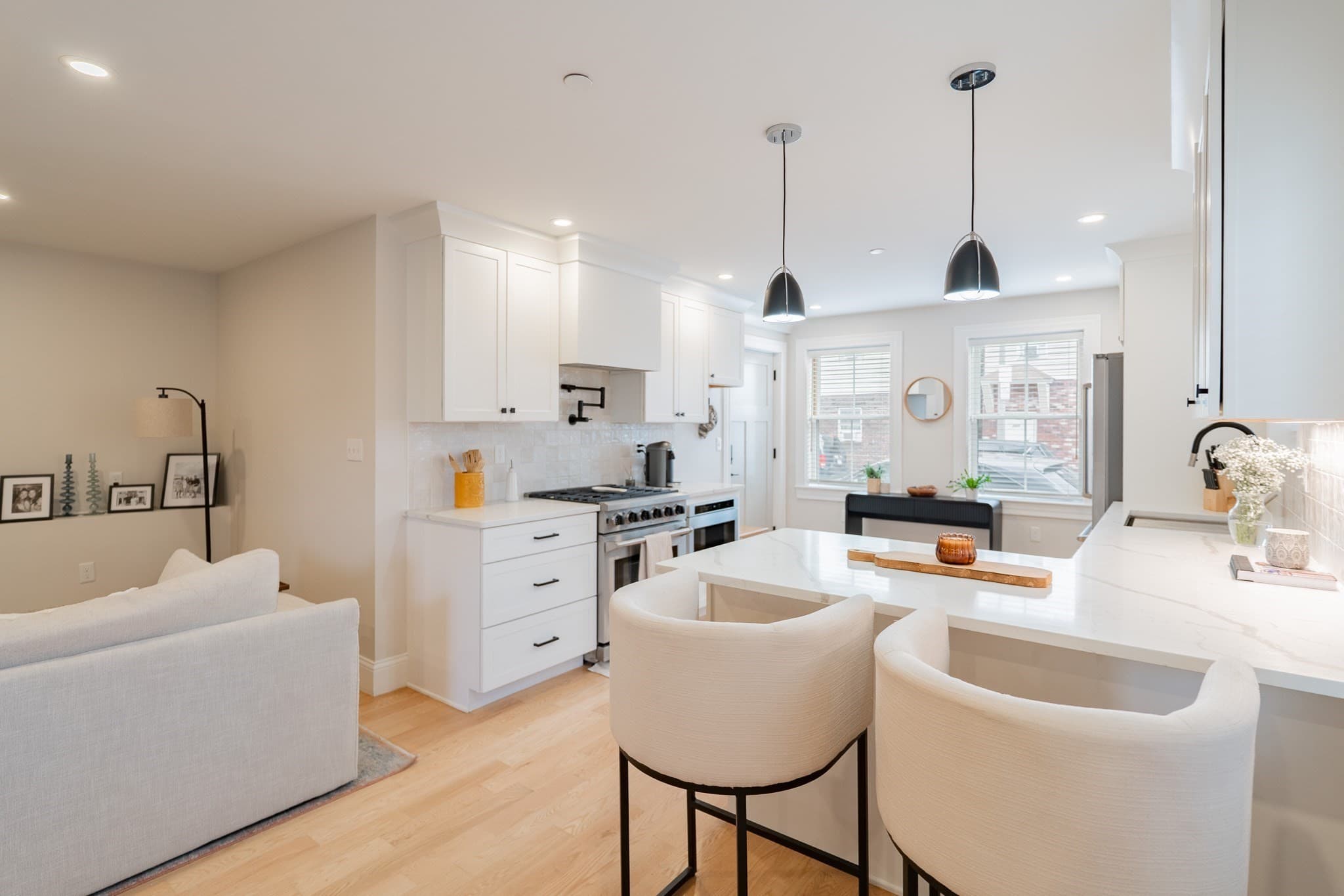 226 Havre St # 1, Boston MA 02128