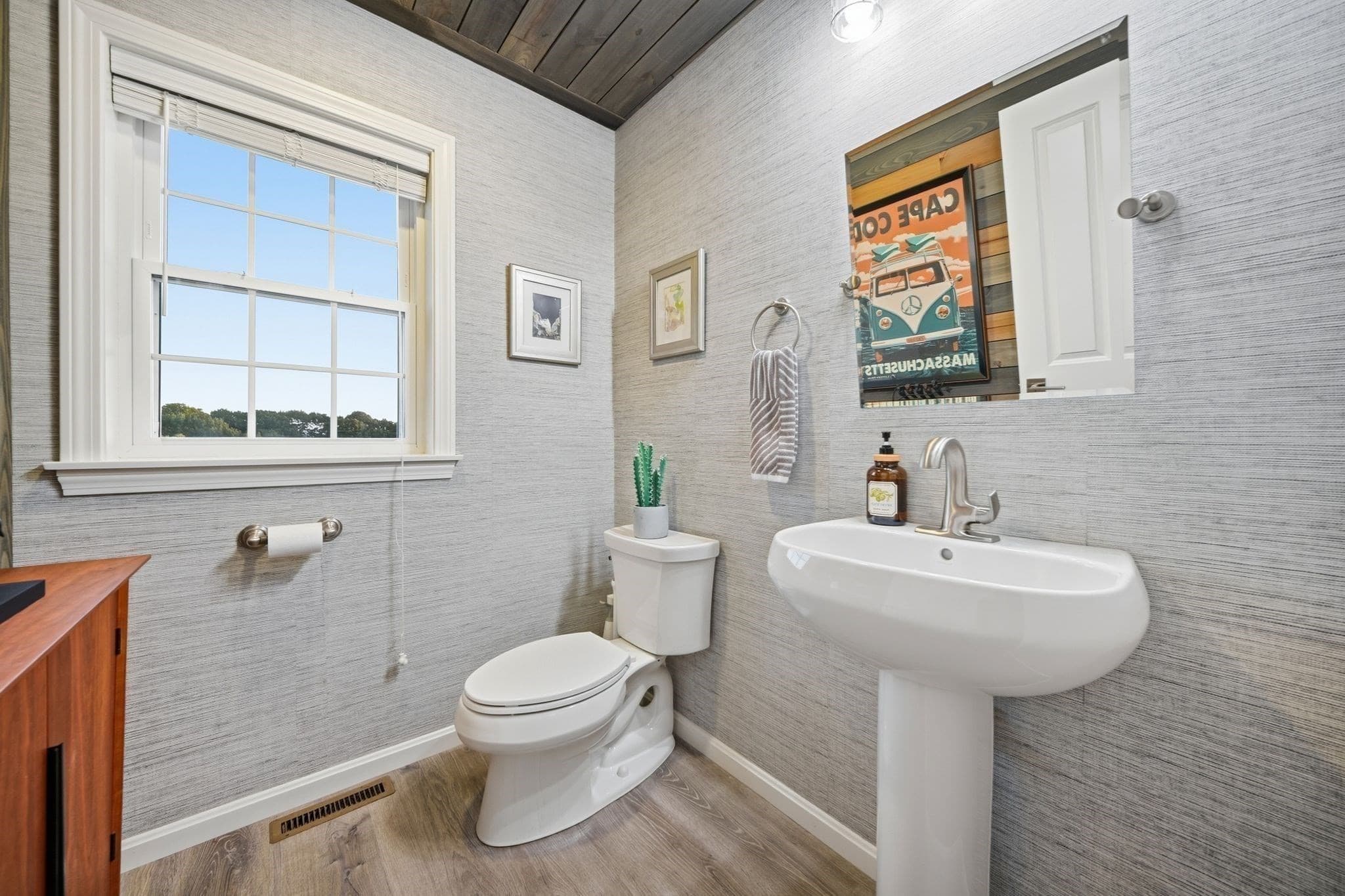 Single Family Residence at 1 Tsitsinos Dr, Peabody MA 01960, Peabody, photo 14 of 42