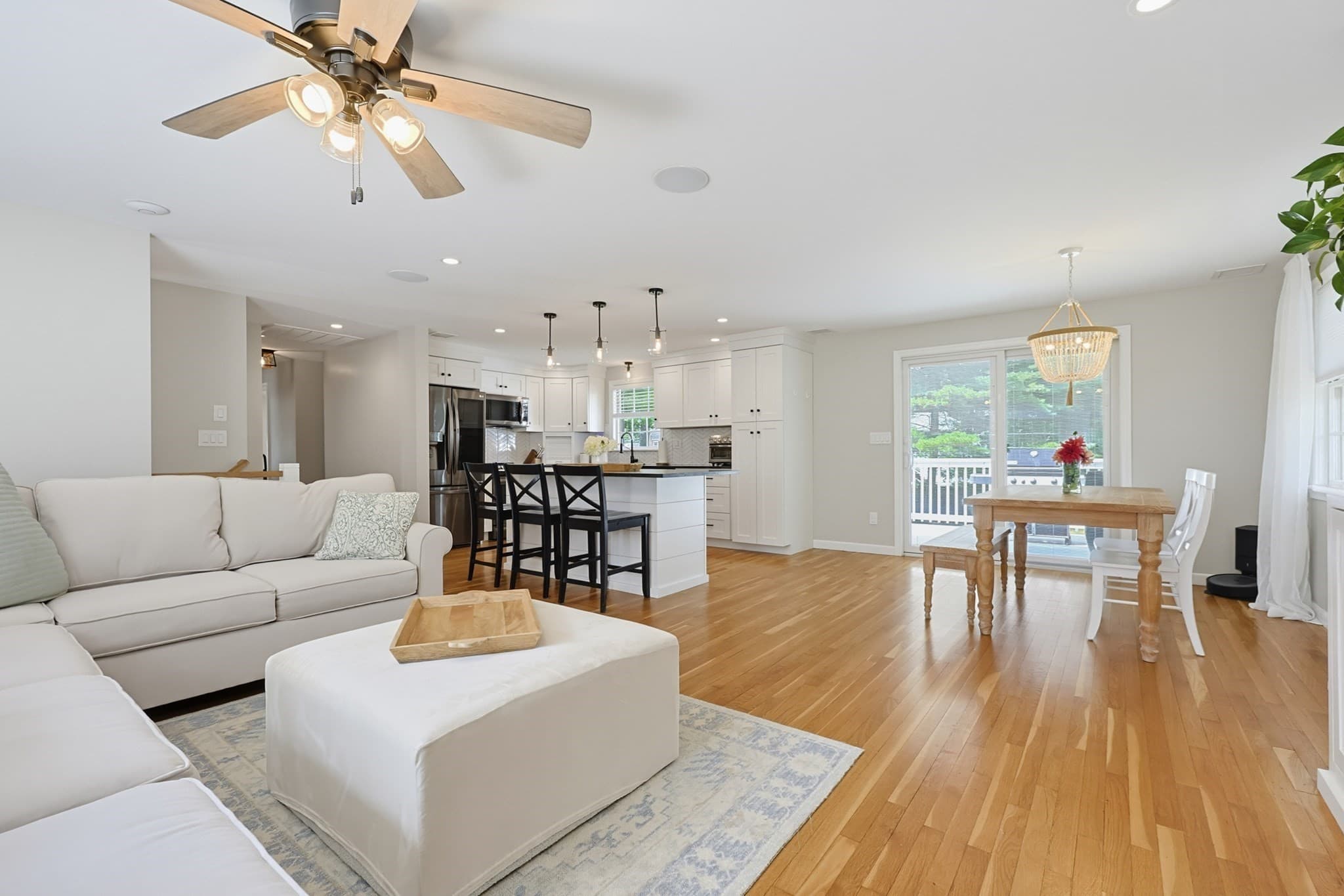 Single Family Residence at 10 Howe Circle, Randolph MA 02368, Randolph, photo 13 of 42