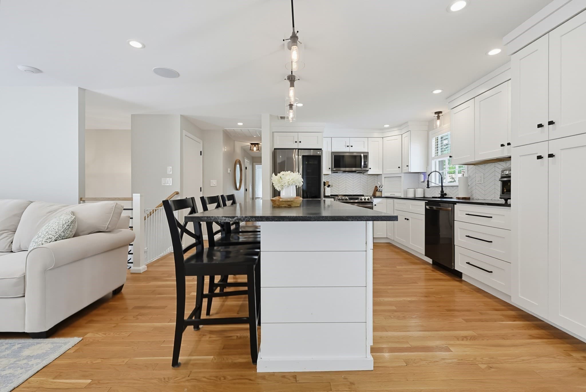 Single Family Residence at 10 Howe Circle, Randolph MA 02368, Randolph, photo 5 of 42