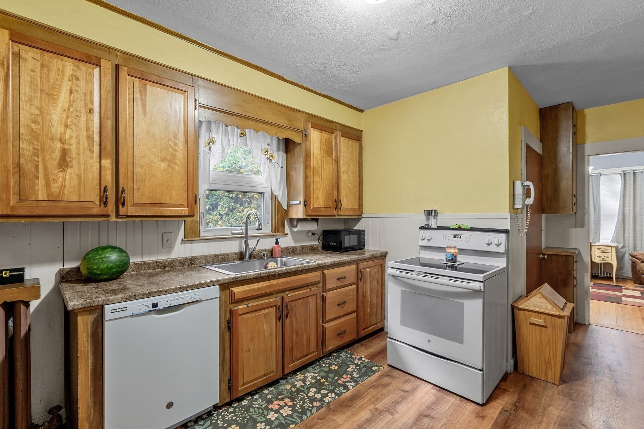 2 Family - 2 Units Up/Down at 141 Brookside Ave, Brockton MA 02301, Brockton, photo 10 of 31