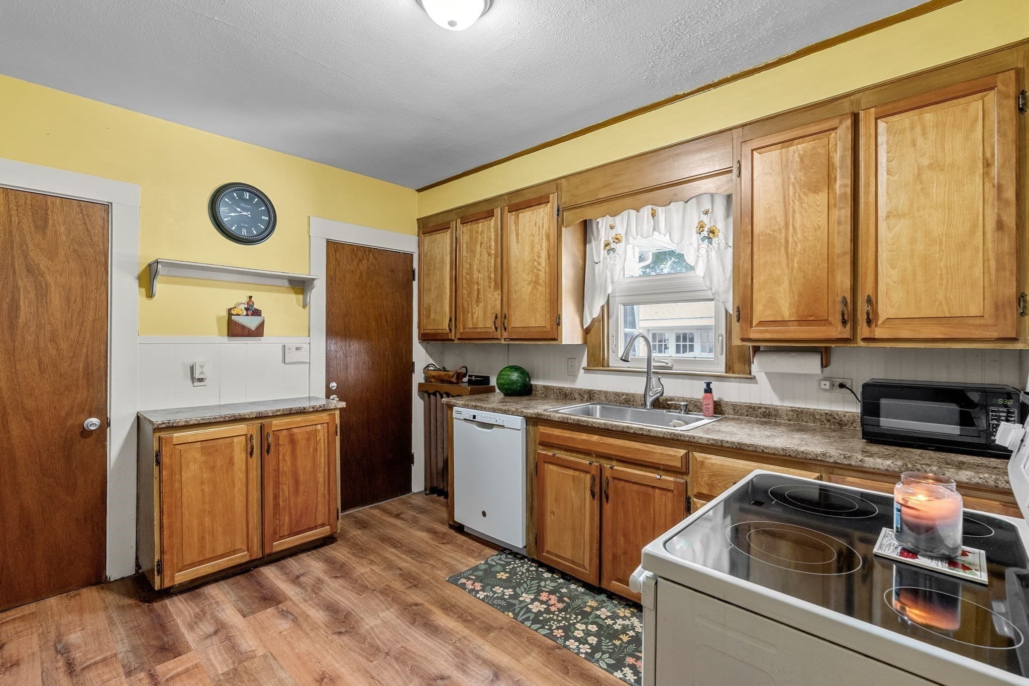 2 Family - 2 Units Up/Down at 141 Brookside Ave, Brockton MA 02301, Brockton, photo 8 of 31