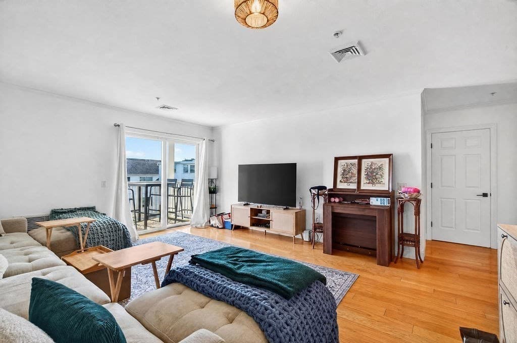 Condominium at 360 Revere Beach Blvd # 217, Revere MA 02151, Revere, photo 5 of 30
