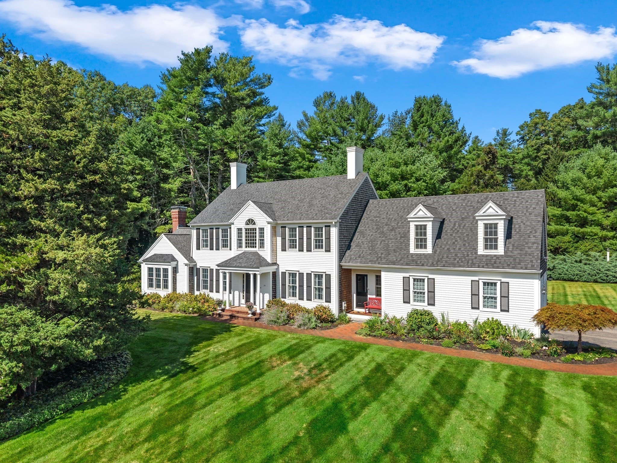 Single Family Residence at 94 Valley Street, Duxbury MA 02332, Duxbury, photo 2 of 40