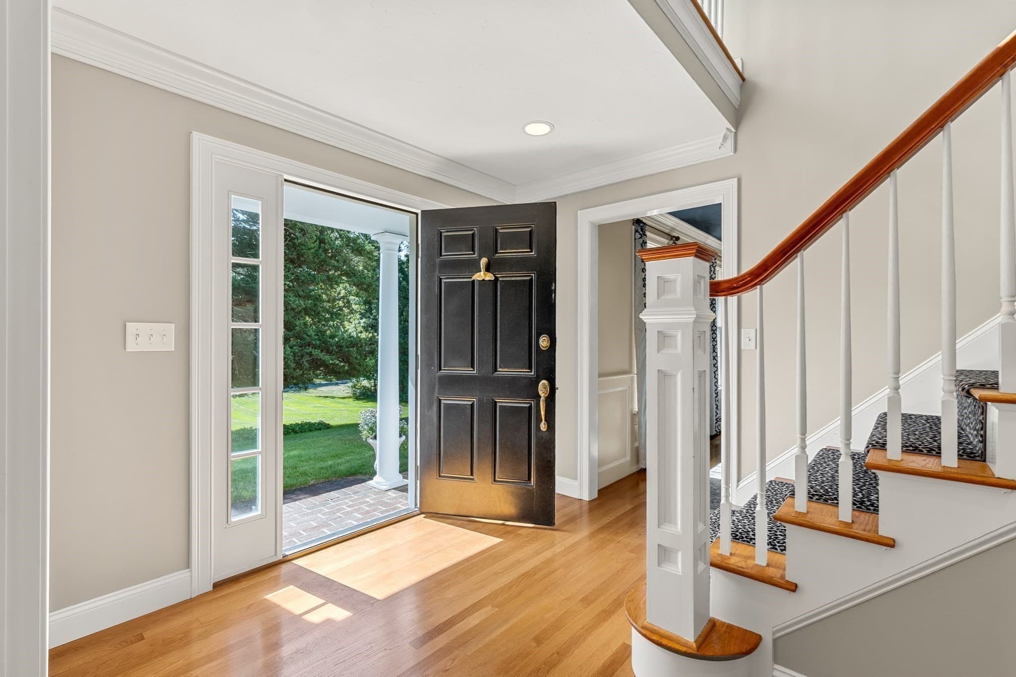 Single Family Residence at 94 Valley Street, Duxbury MA 02332, Duxbury, photo 4 of 40