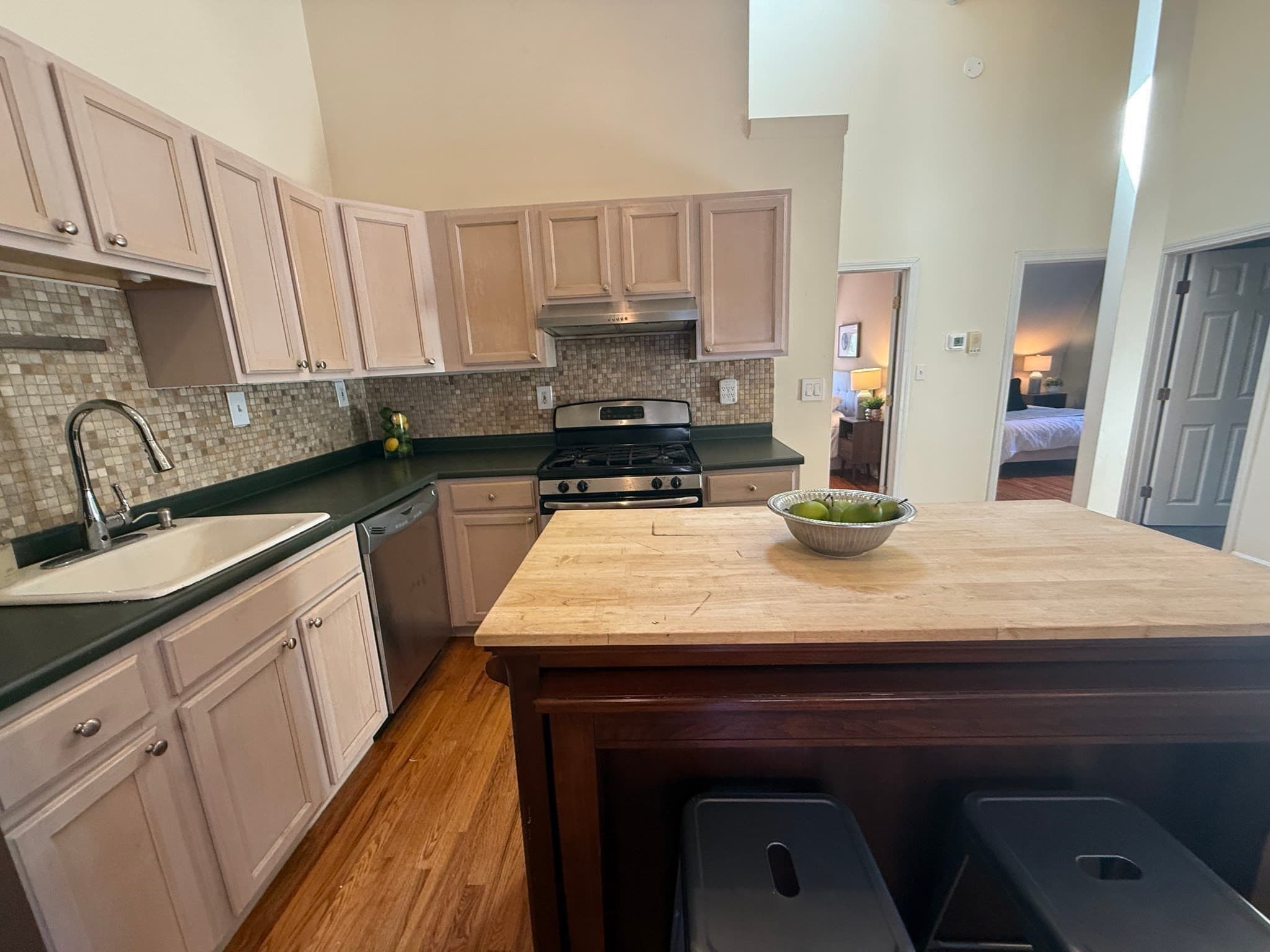 Condominium at 9 High Street Place # 3, Brookline MA 02445, Brookline, photo 7 of 19