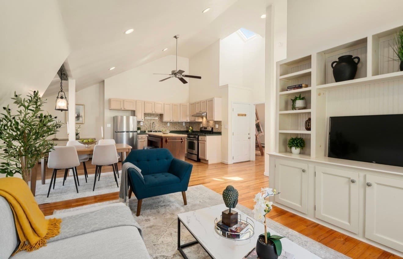 Condominium at 9 High Street Place # 3, Brookline MA 02445, Brookline, photo 3 of 19