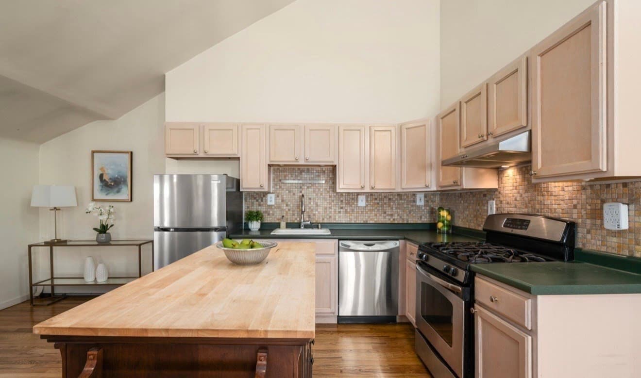 Condominium at 9 High Street Place # 3, Brookline MA 02445, Brookline, photo 5 of 19