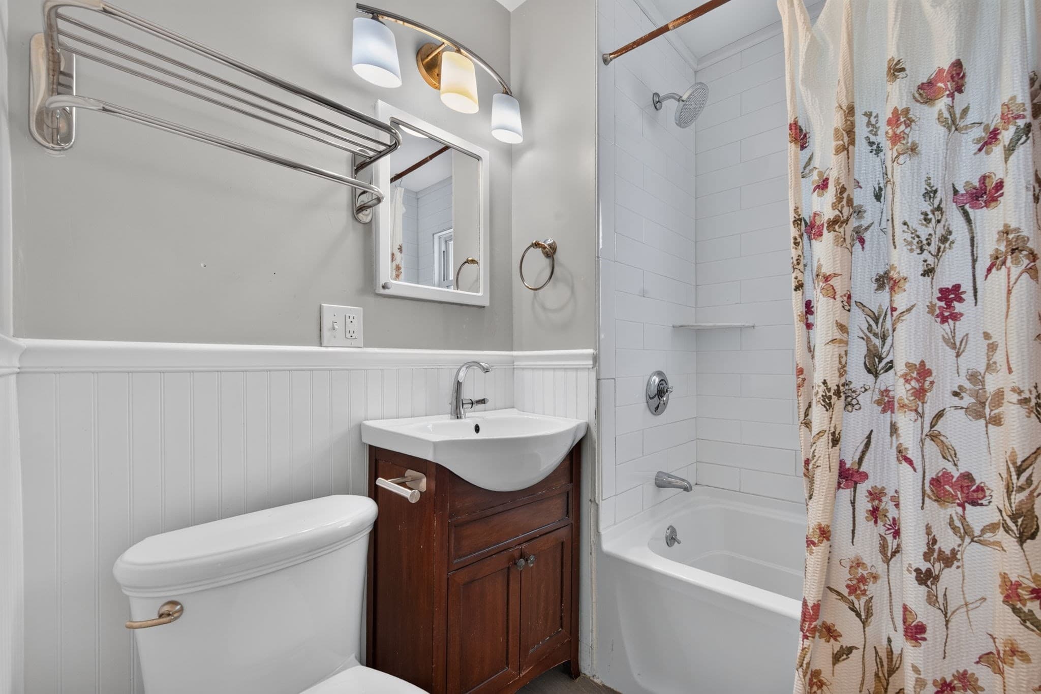 Condominium at 141-143 Stetson Ave # 1, Swampscott MA 01907, Swampscott, photo 23 of 35