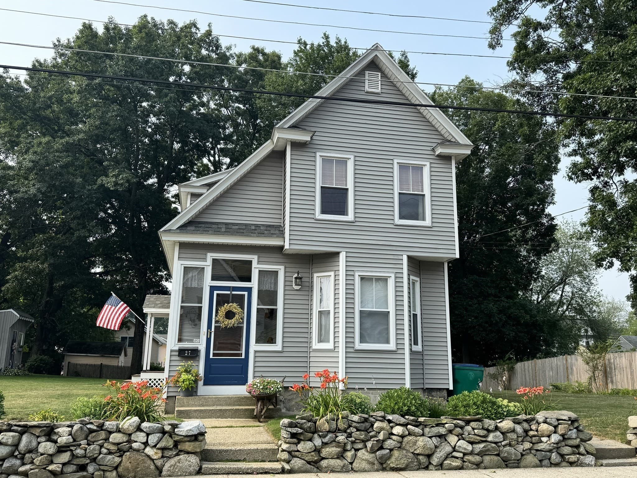 27 Dayton St, Lowell MA 01852