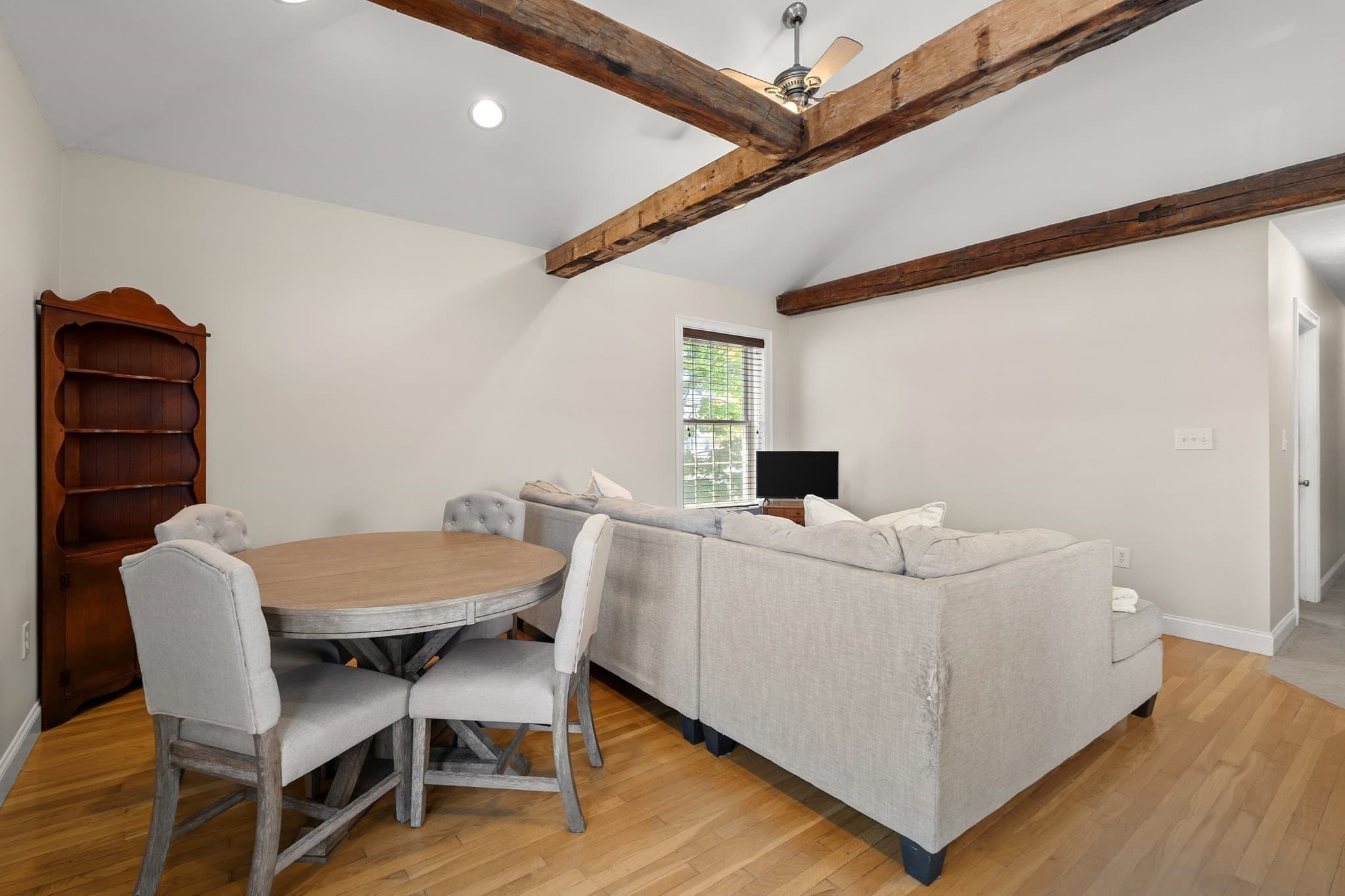 Condominium at 521 Washington Street # 3, Abington MA 02351, Abington, photo 8 of 32