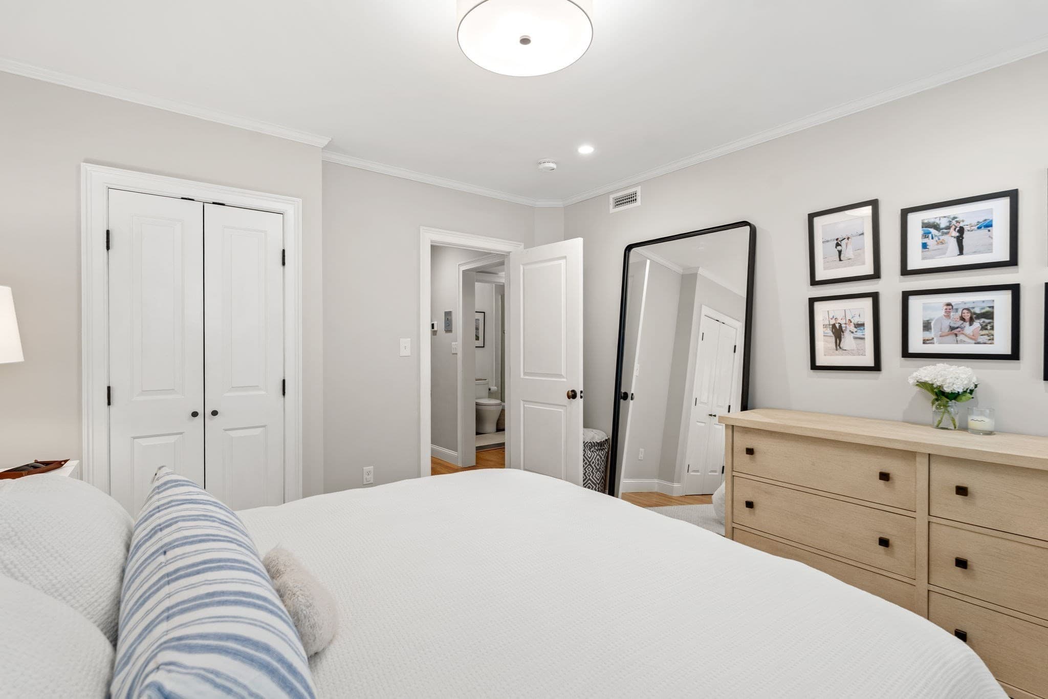 Condominium at 4 Cook St # 1A, Boston MA 02129, Boston, photo 8 of 17