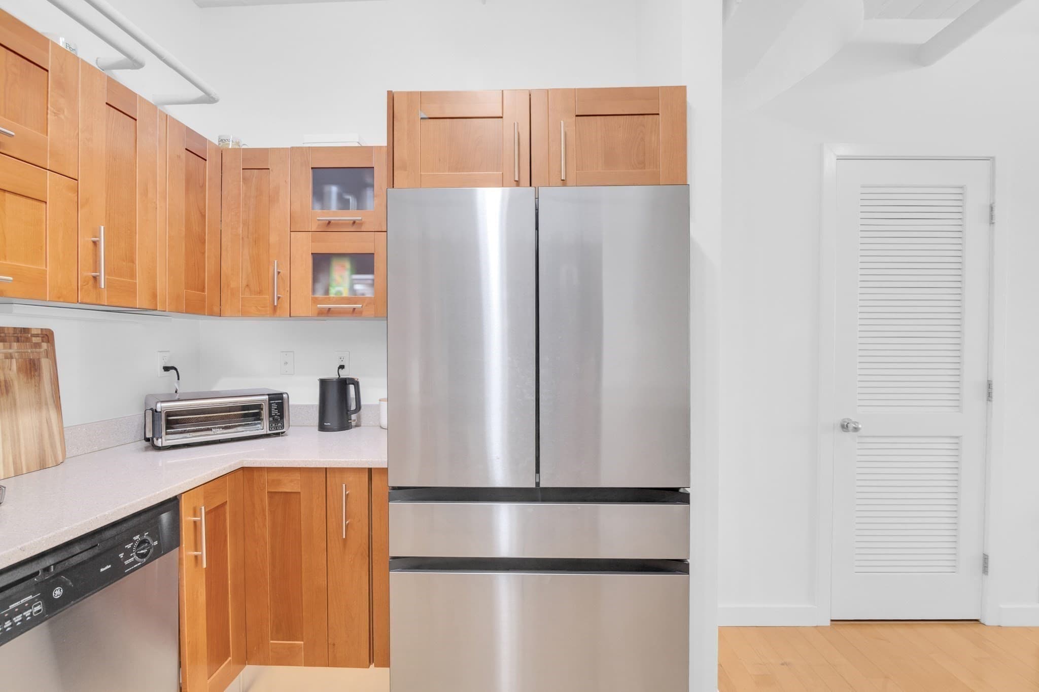 Condominium at 210 South Street # 4, Boston MA 02111, photo 13 of 37