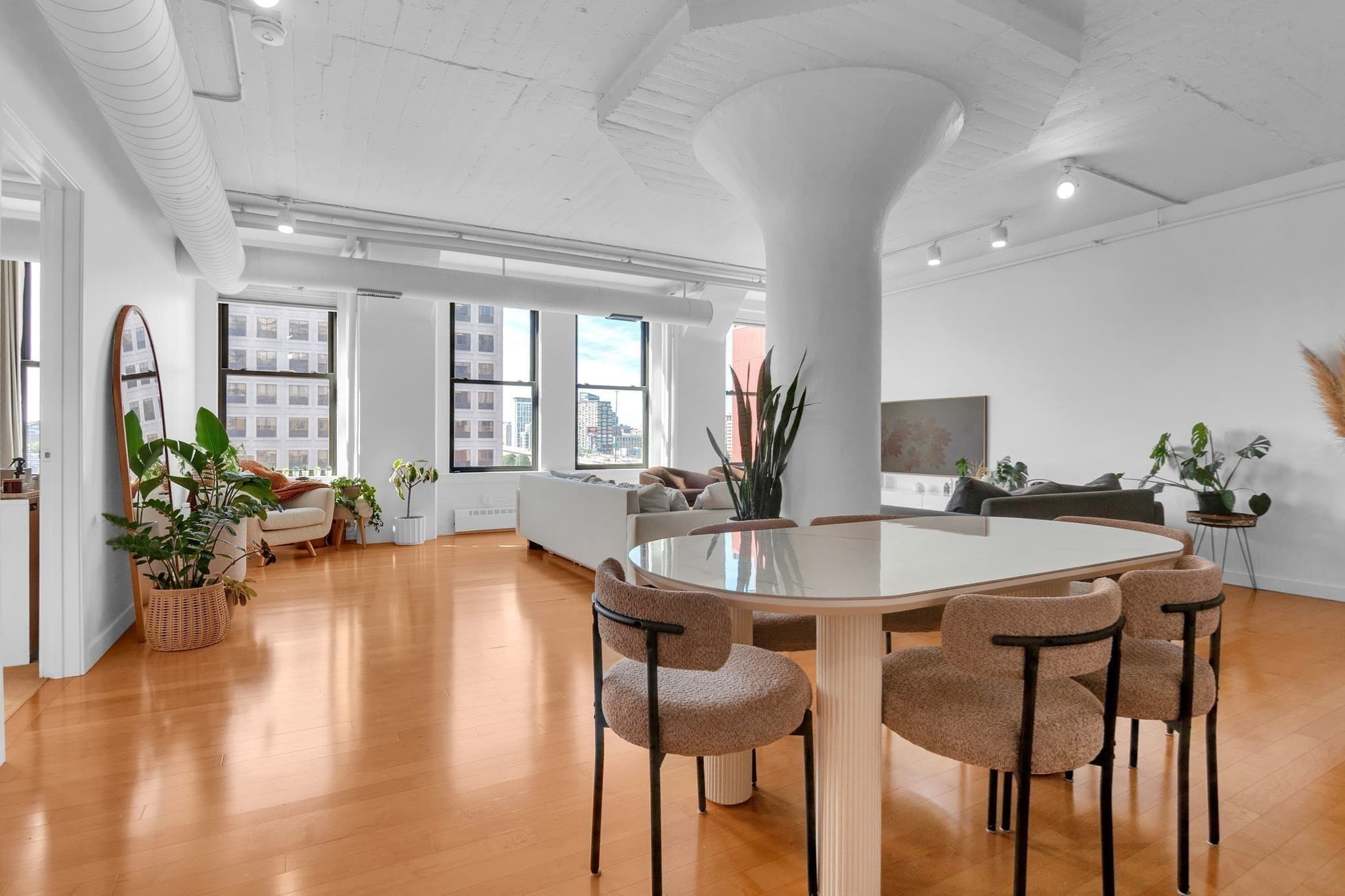 210 South Street # 4, Boston MA 02111