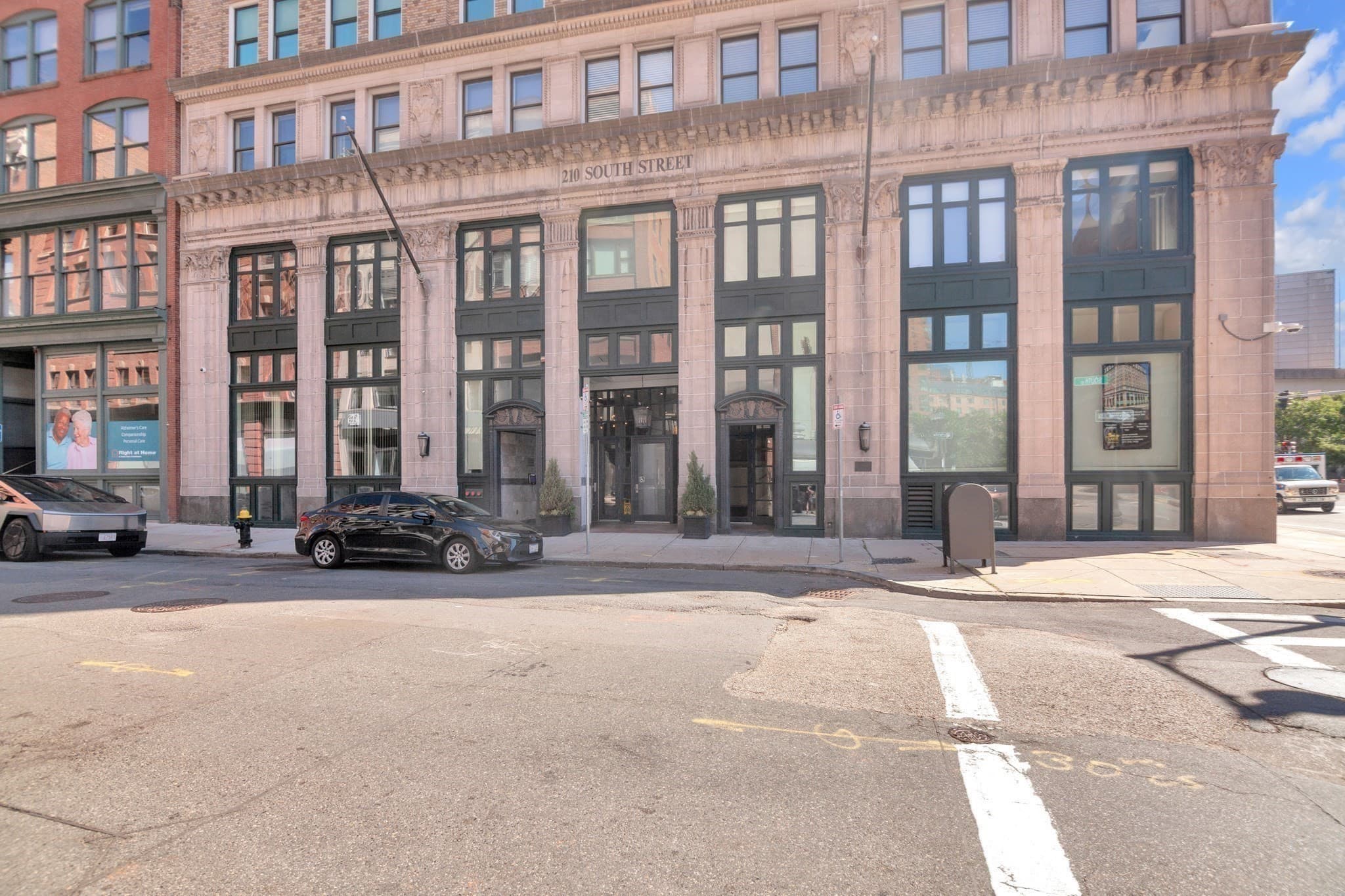 Condominium at 210 South Street # 4, Boston MA 02111, photo 33 of 37