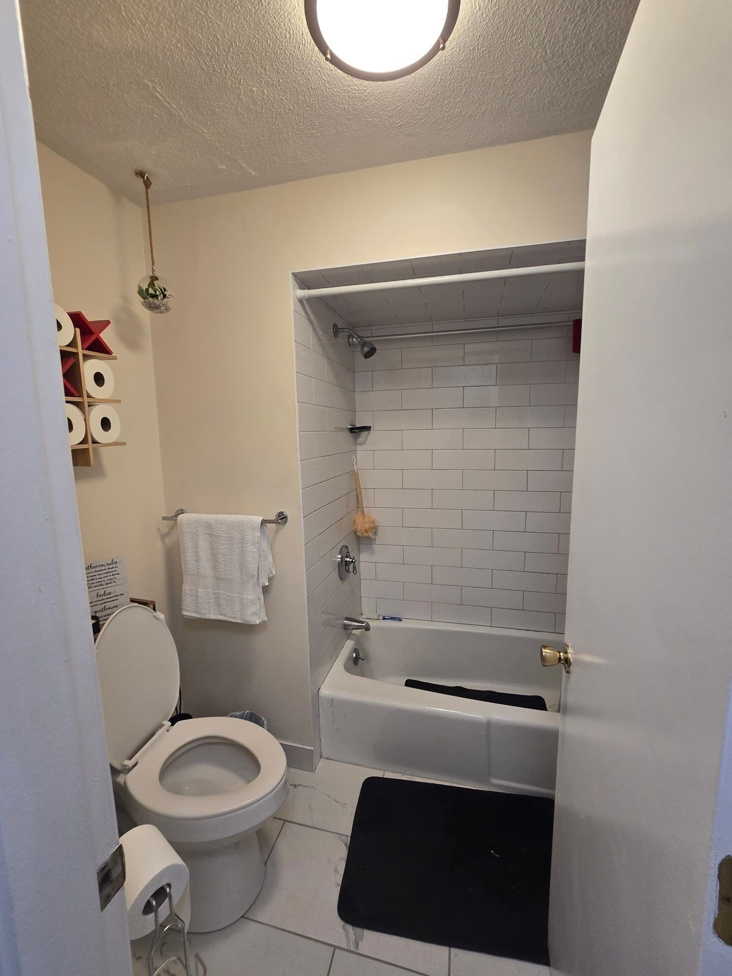 4 Family at 168 Pearl Street, Chelsea MA 02150, Chelsea, photo 5 of 6