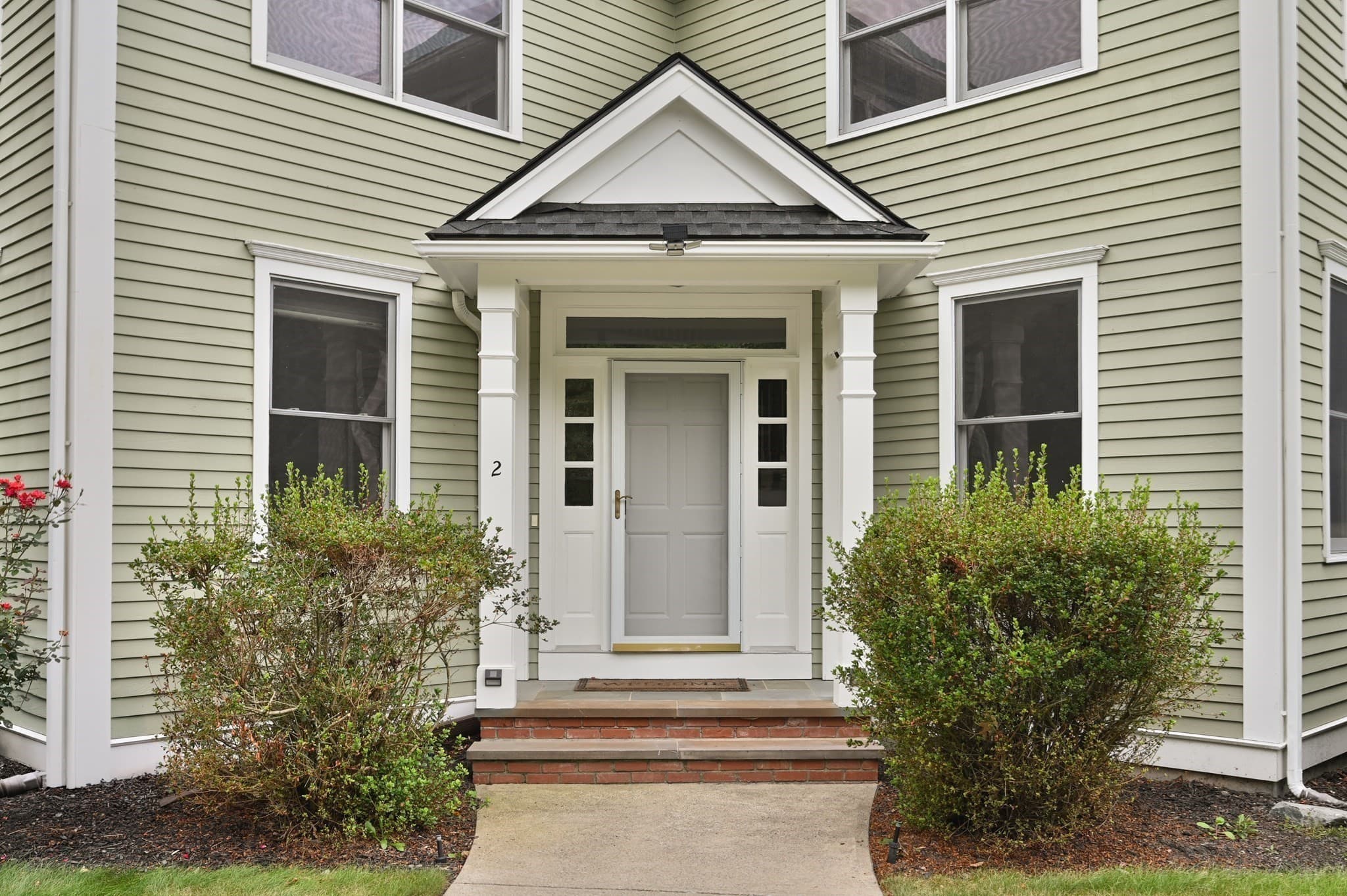 Single Family Residence at 2 Wild Meadow Ln, Natick MA 01760, Natick, photo 4 of 42