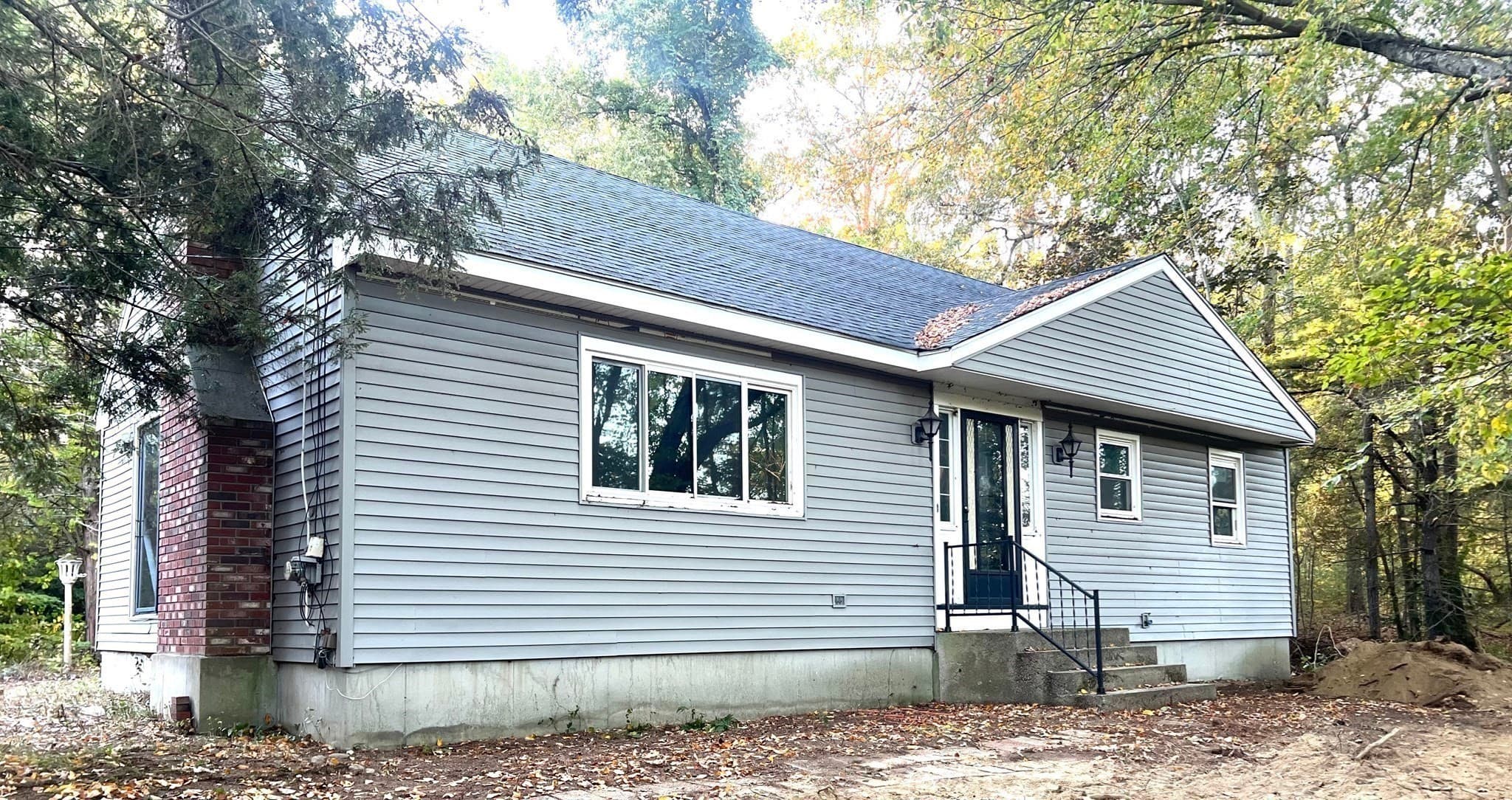 831 Providence Rd, Northbridge MA 01588