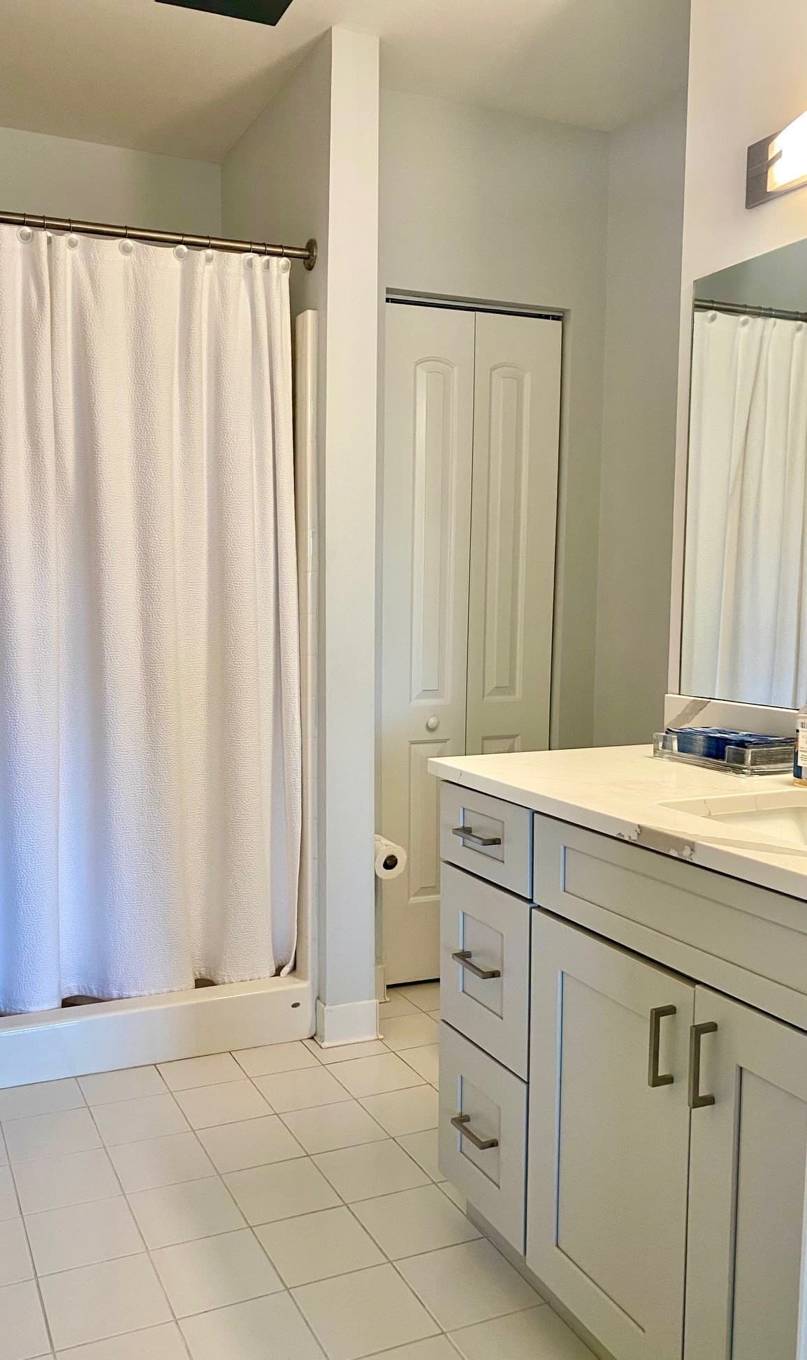 Condominium at 52 Lawrence Dr # 601, Lowell MA 01854, Lowell, photo 9 of 21