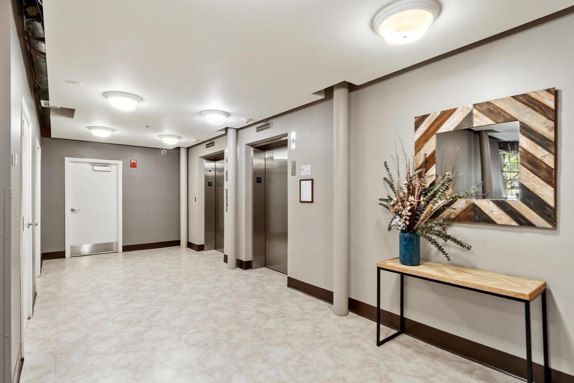 Condominium at 52 Lawrence Dr # 601, Lowell MA 01854, Lowell, photo 14 of 21