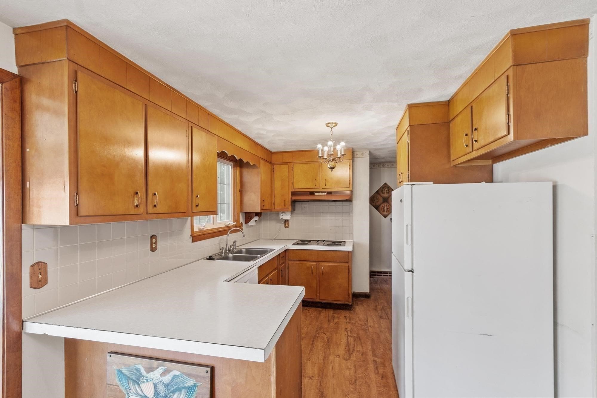 Single Family Residence at 6 Fuller Dr, Marlborough MA 01752, Marlborough, photo 12 of 30